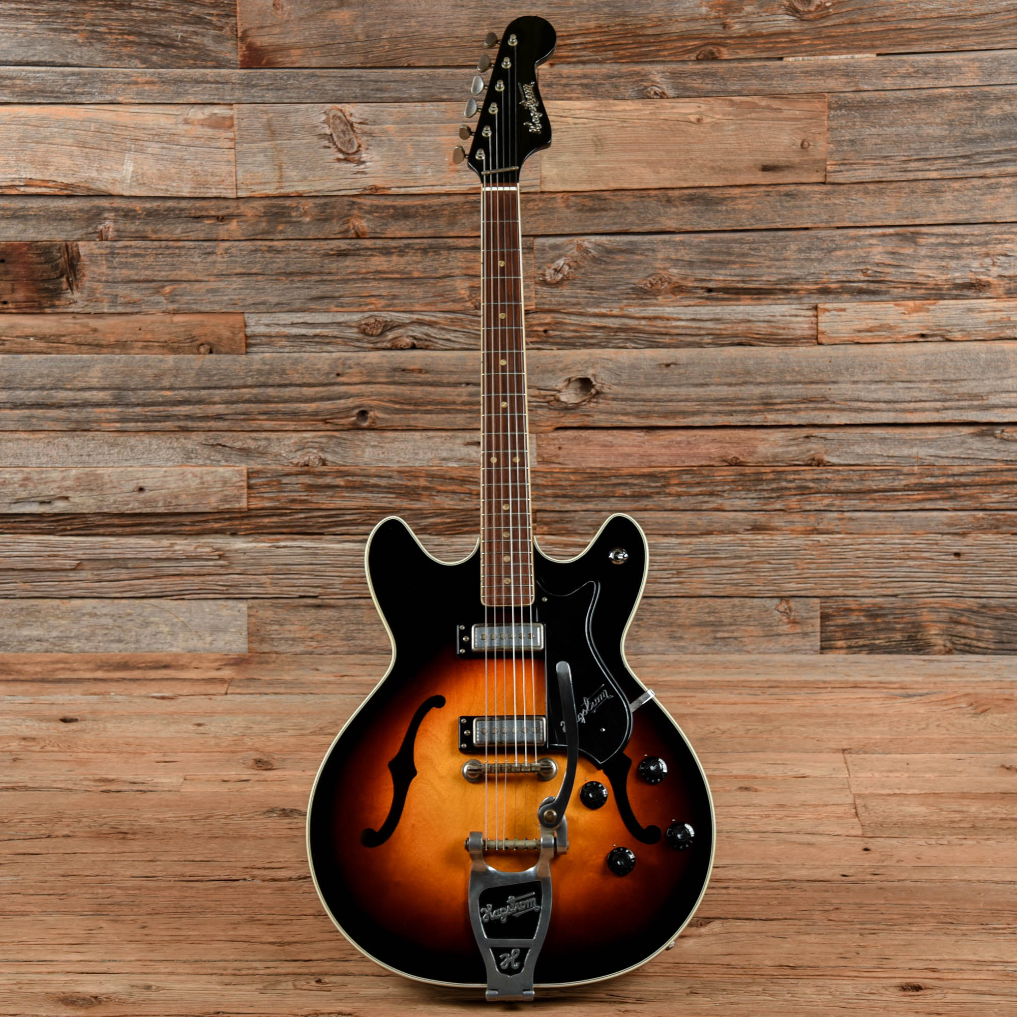Hagstrom Viking Sunburst 1968 Electric Guitars / Hollow Body