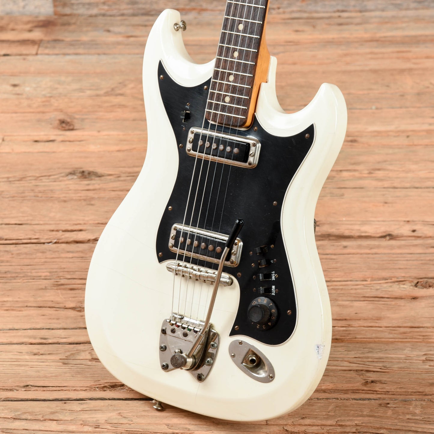 Hagstrom II White Electric Guitars / Solid Body