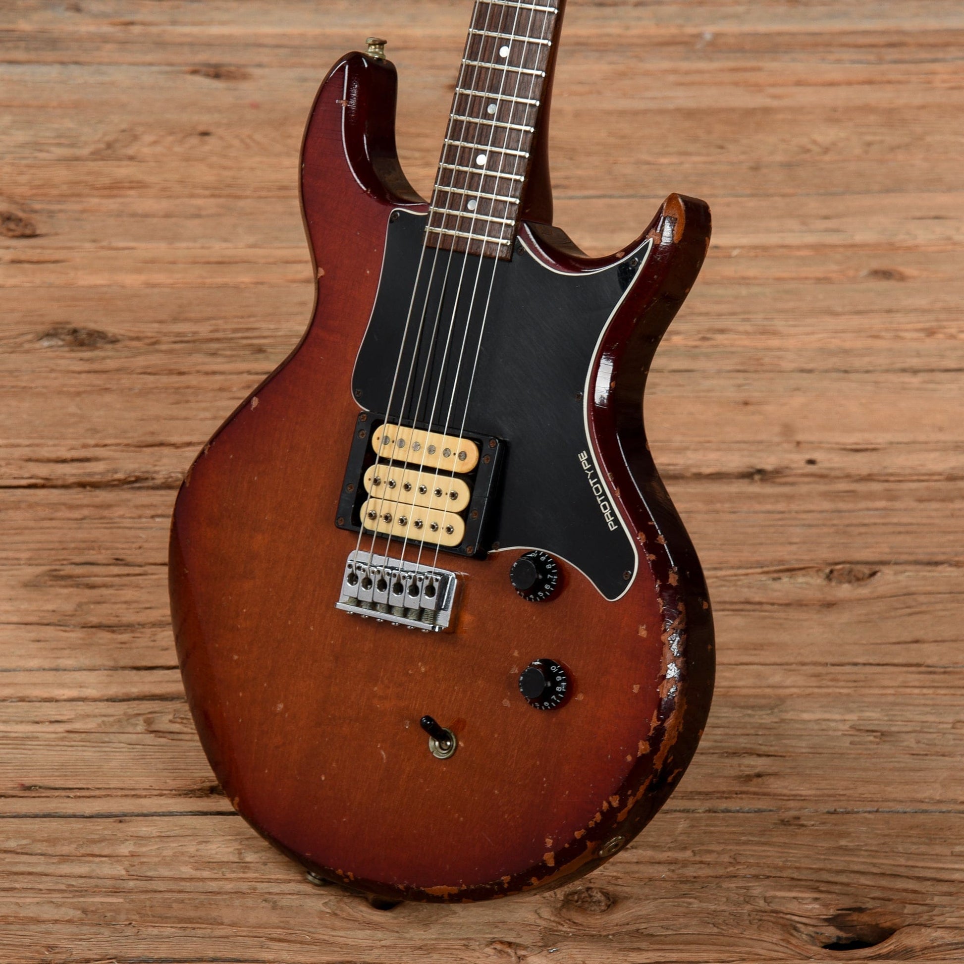 Hamer Prototype Sunburst 1982 Electric Guitars / Solid Body