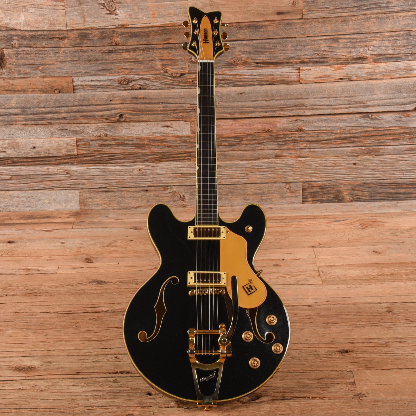 Hanson Chicagoan Black Electric Guitars / Semi-Hollow