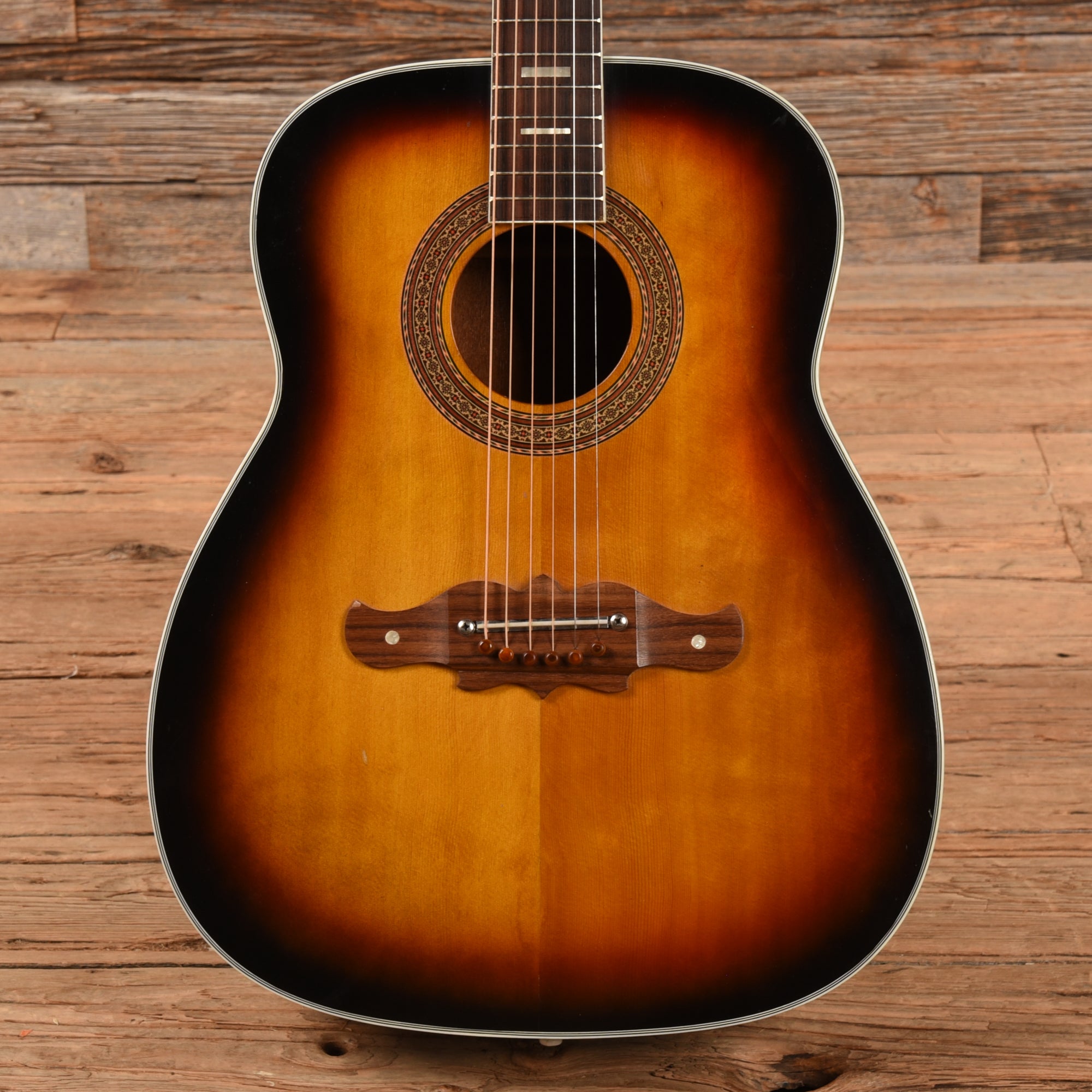 Harmony Sovereign Sunburst 1960s Acoustic Guitars / Jumbo
