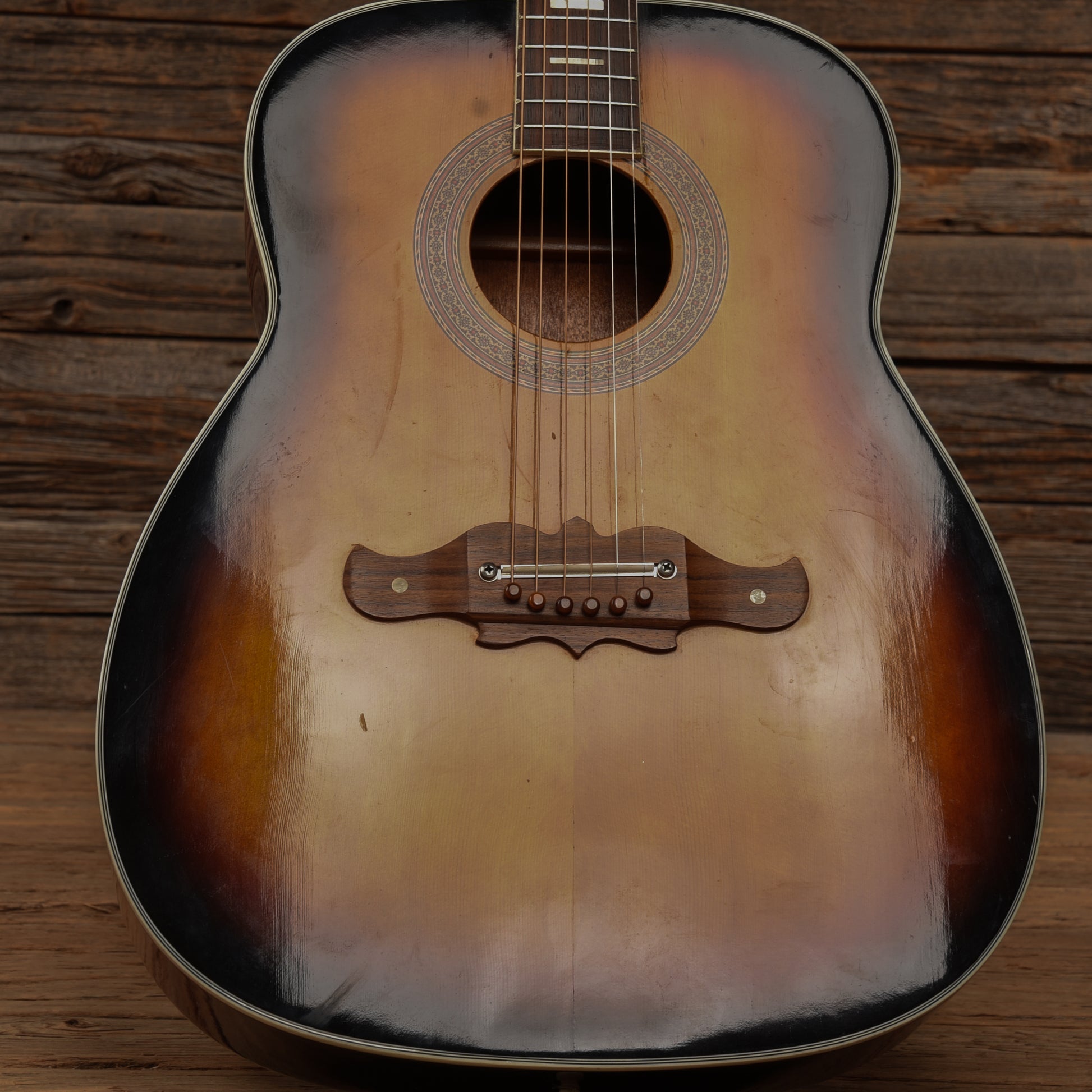 Harmony Sovereign Sunburst 1960s Acoustic Guitars / Jumbo