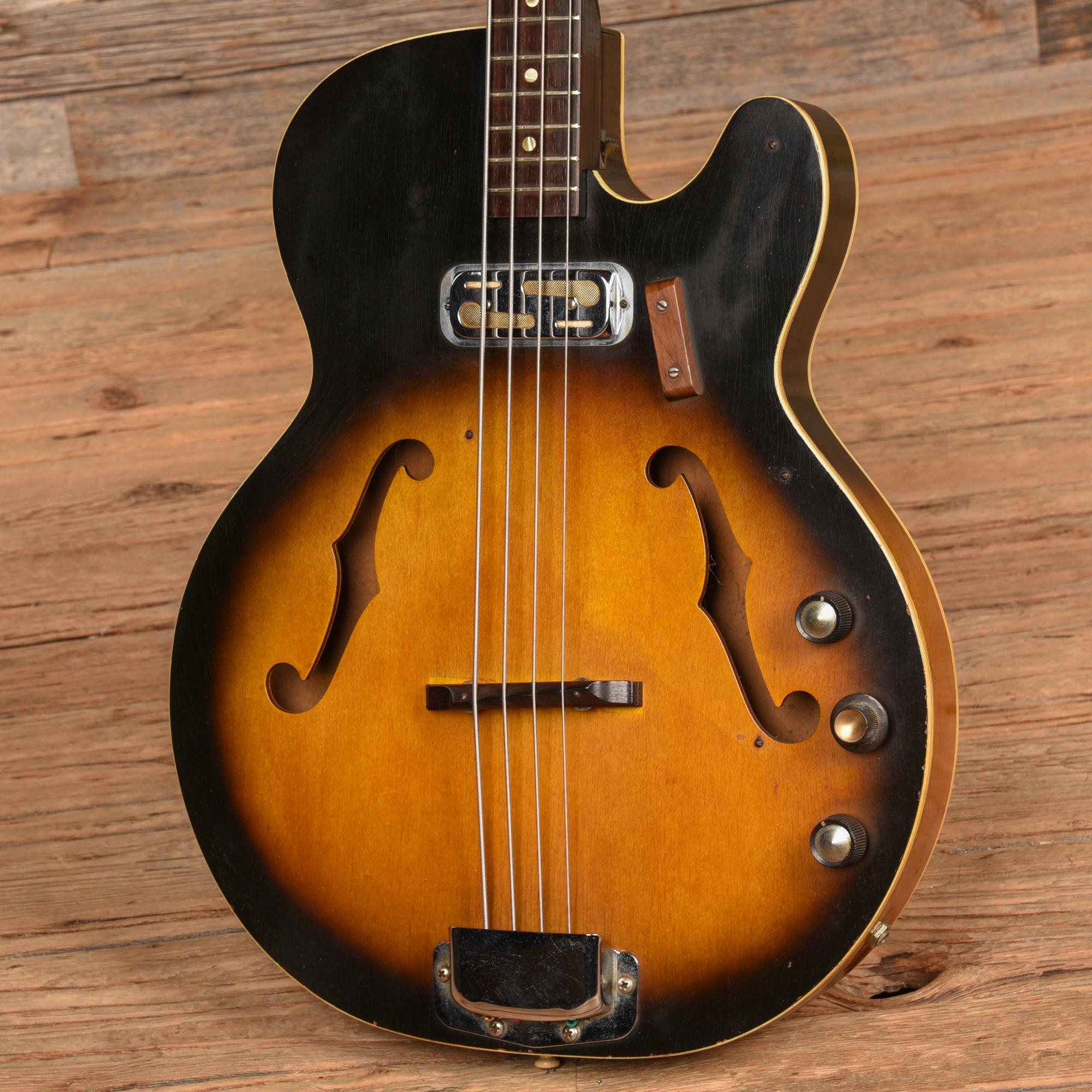 Harmony H-22 Sunburst 1960s Bass Guitars / 4-String