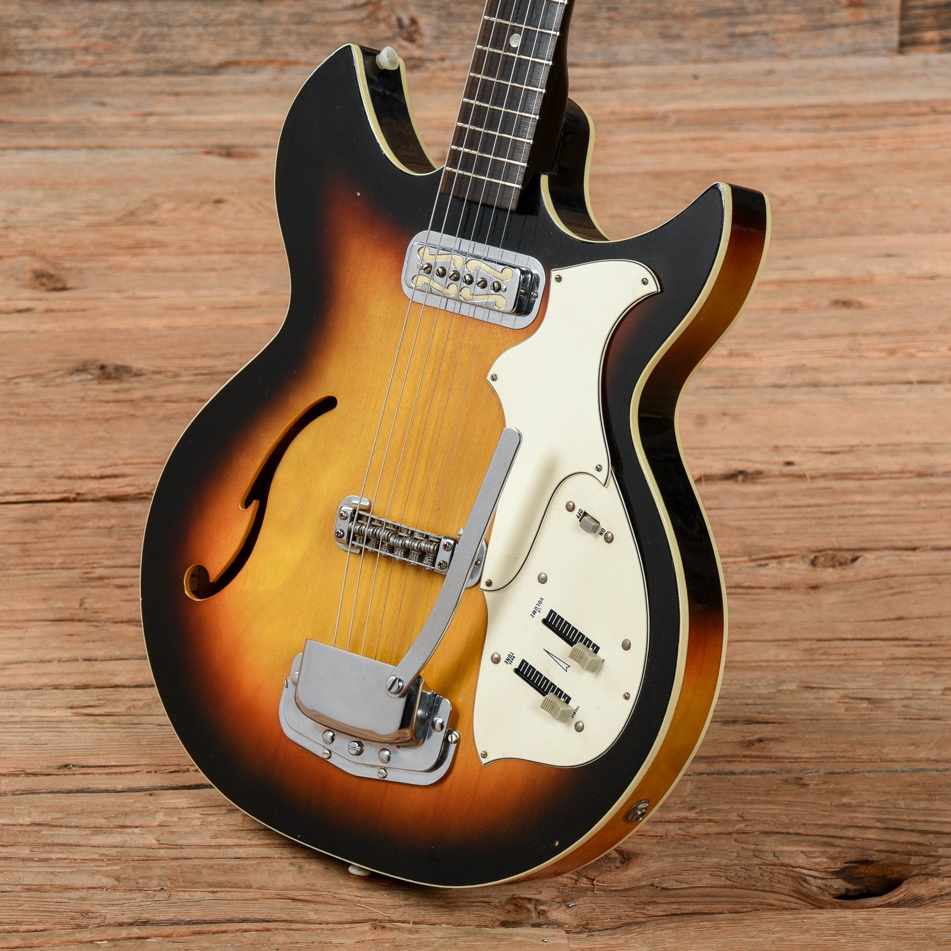Harmony Rebel H-81 Sunburst 1960s Electric Guitars / Semi-Hollow