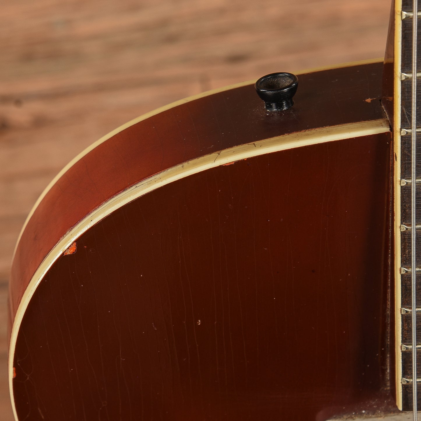 Harmony Rocket H-53 Red Burst 1960s Electric Guitars / Semi-Hollow