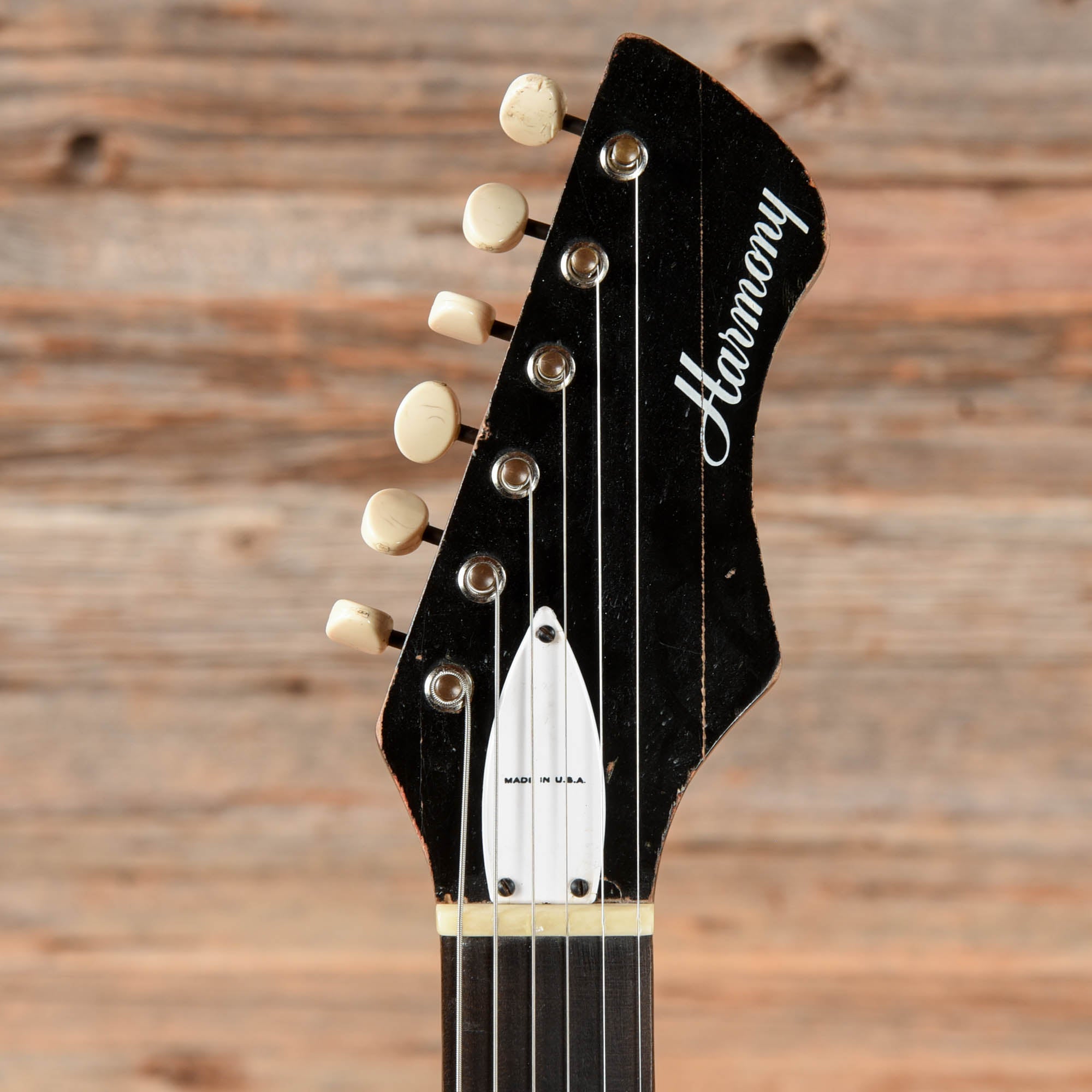 Harmony Bobkat 2-Pickup Sunburst 1966 Electric Guitars / Solid Body