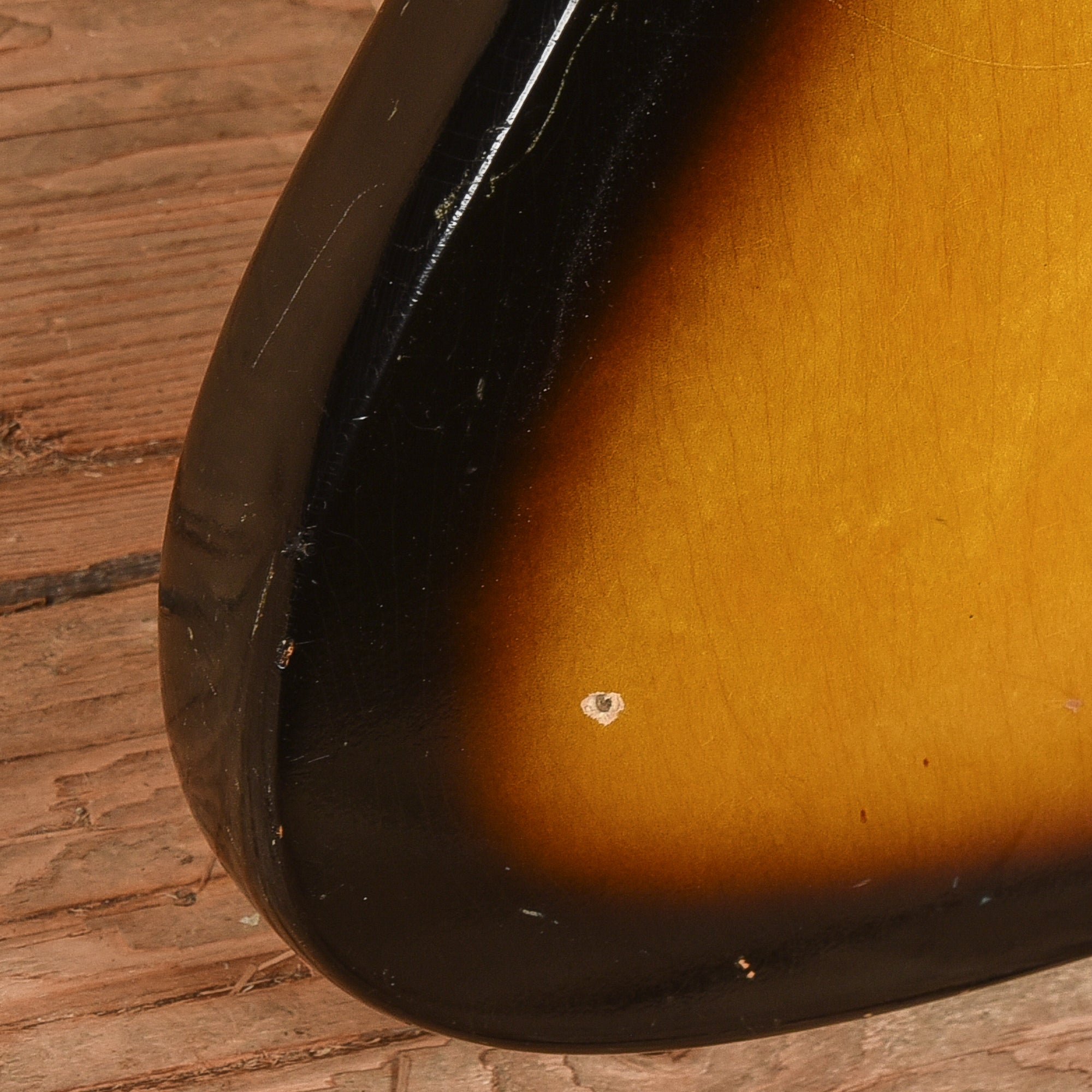 Harmony Bobkat Sunburst 1966 Electric Guitars / Solid Body