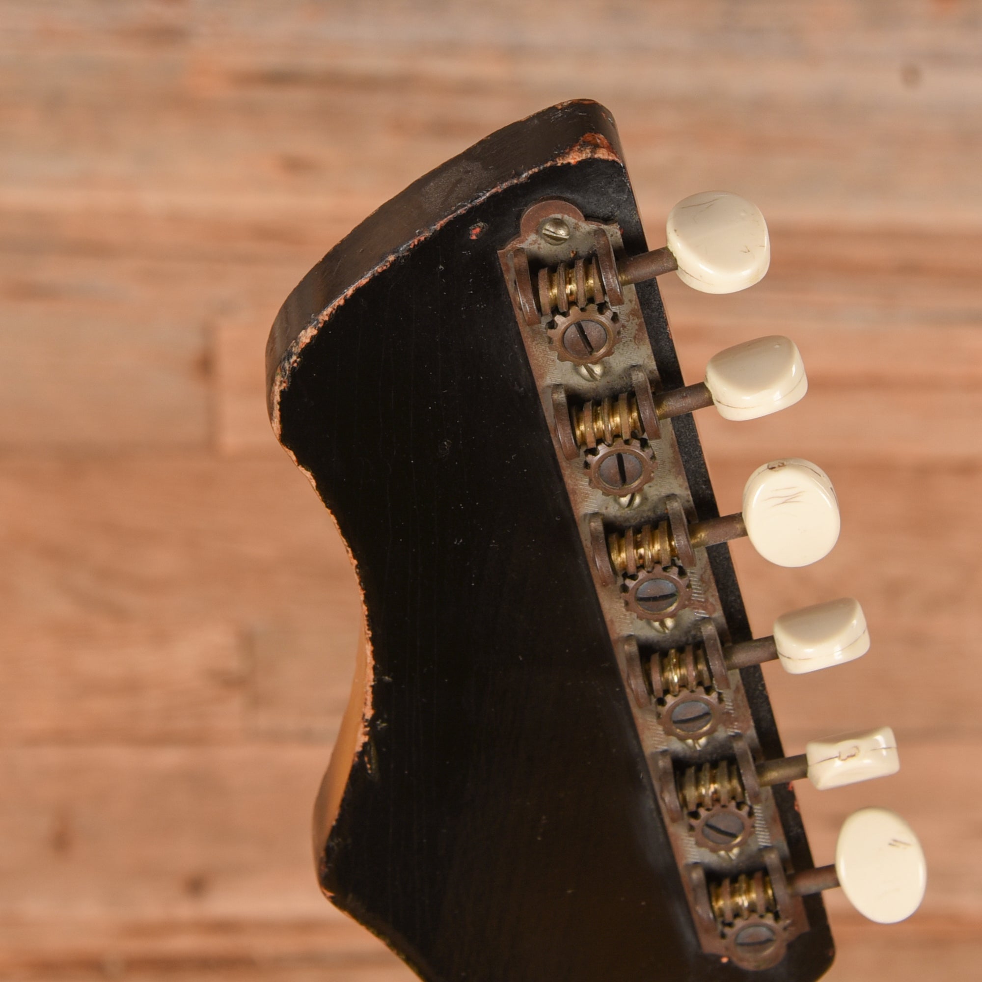 Harmony Bobkat Sunburst 1966 Electric Guitars / Solid Body