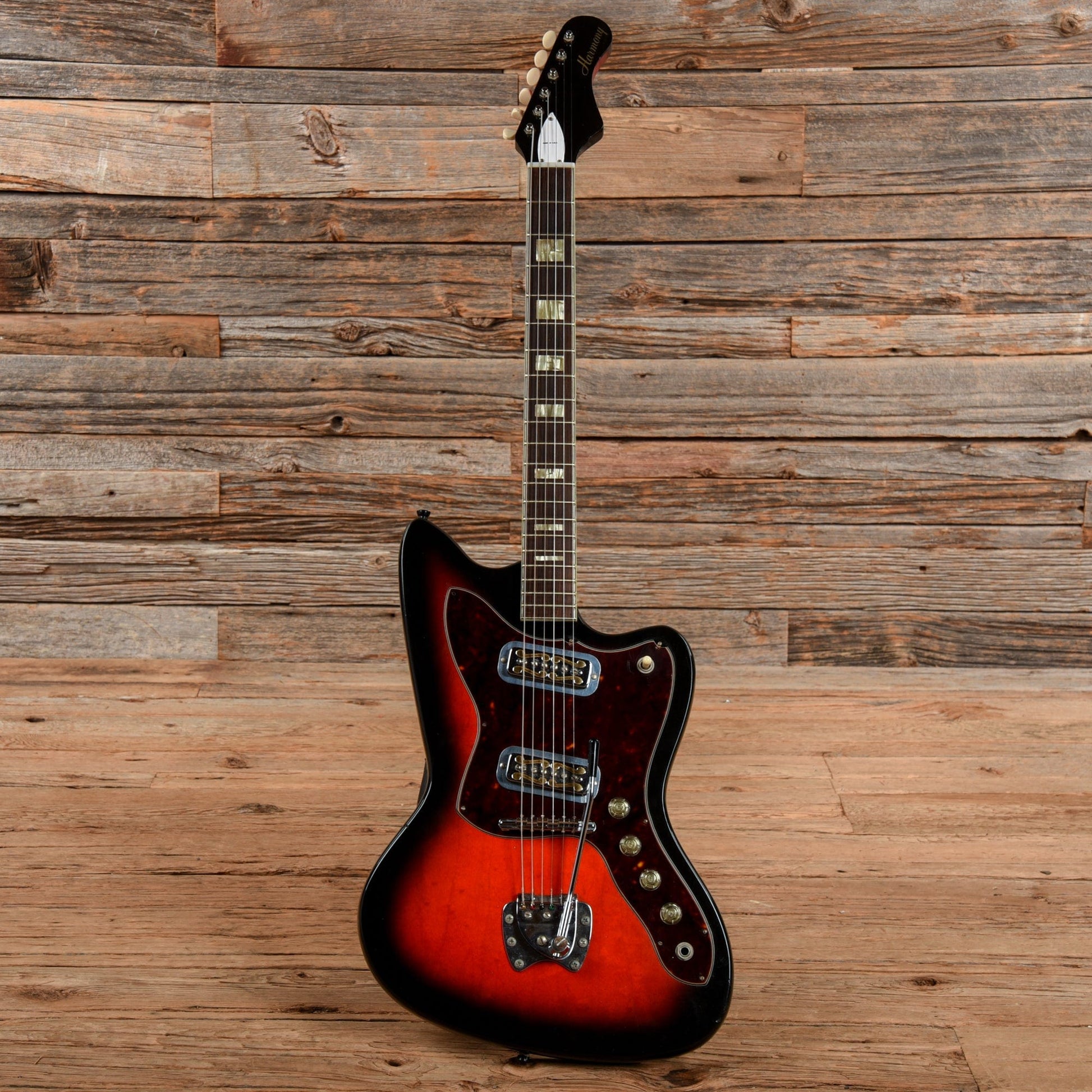 Harmony Silhouette H19 Red Burst 1966 Electric Guitars / Solid Body
