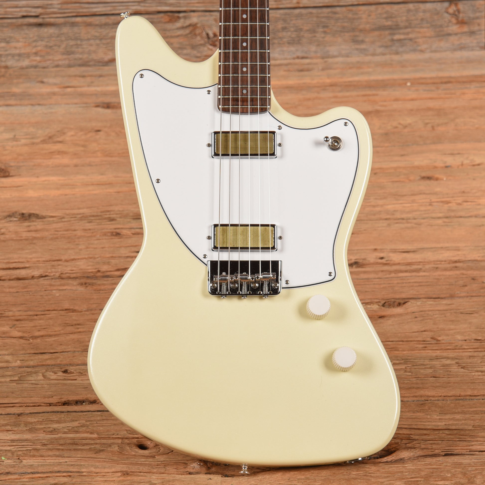Harmony Silhouette Pearl White Electric Guitars / Solid Body