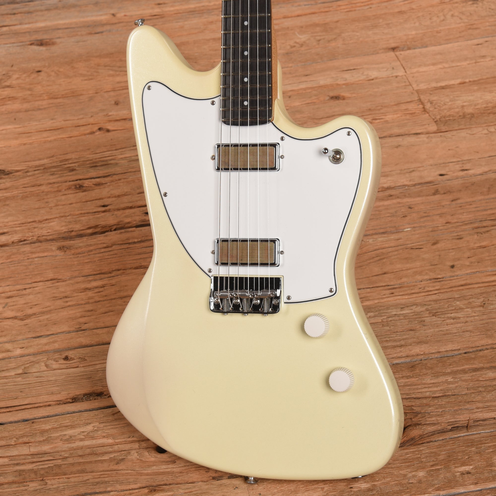 Harmony Silhouette White Electric Guitars / Solid Body
