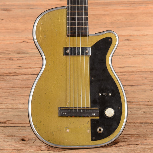 Harmony Stratotone Green 1960s Electric Guitars / Solid Body