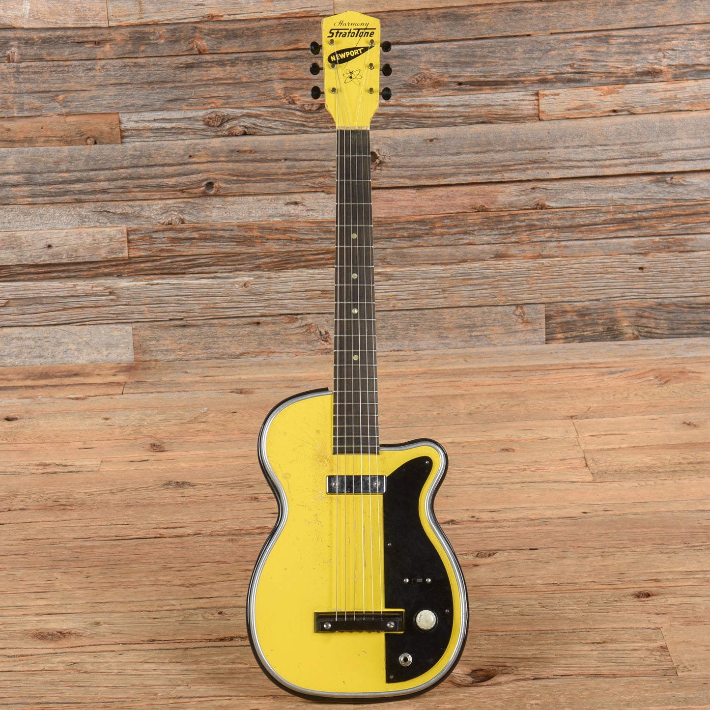 Harmony Stratotone H44 Newport Yellow 1955 Electric Guitars / Solid Body