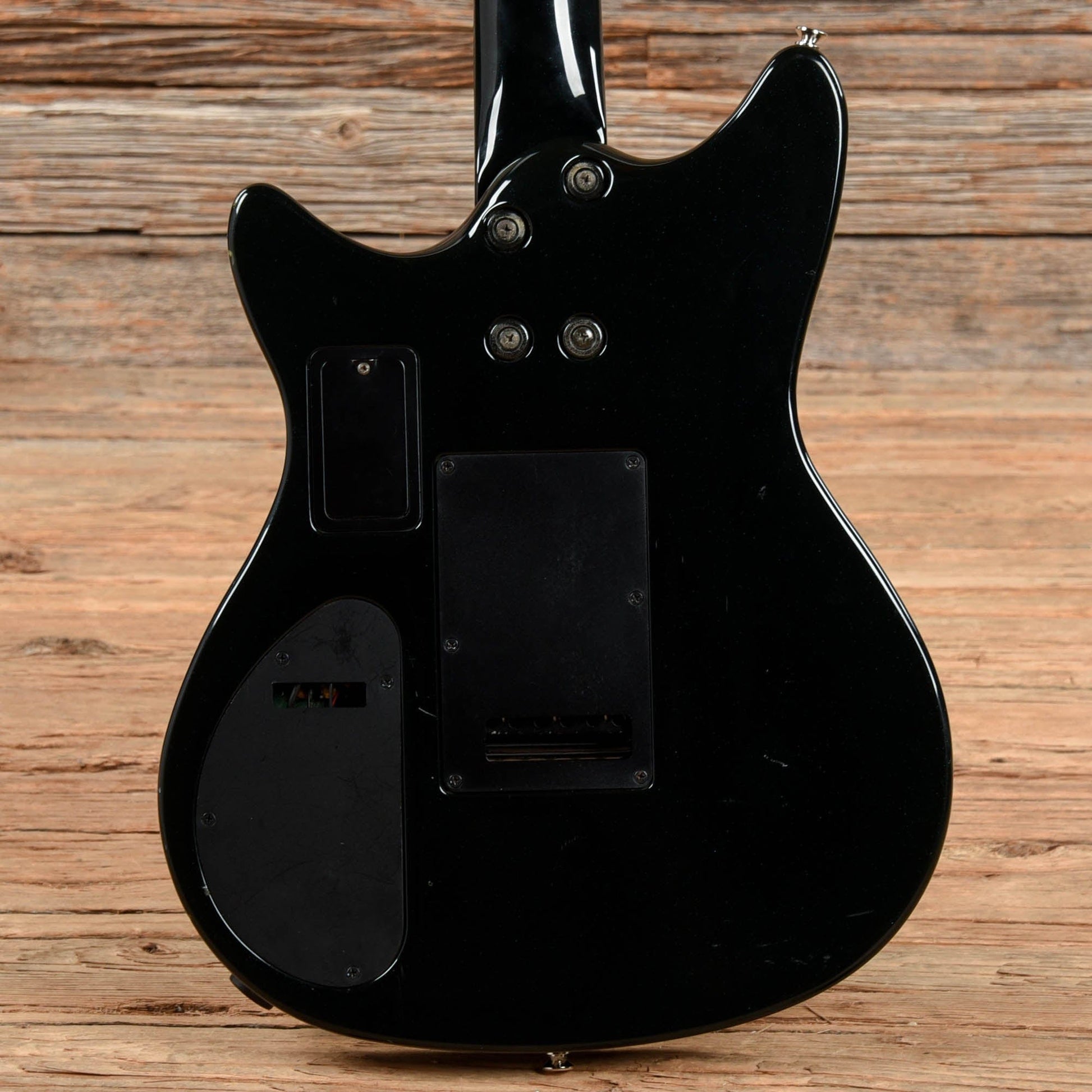 Heartfield RR9 Black Electric Guitars / Solid Body