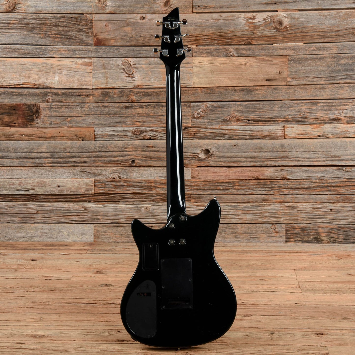 Heartfield RR9 Black Electric Guitars / Solid Body
