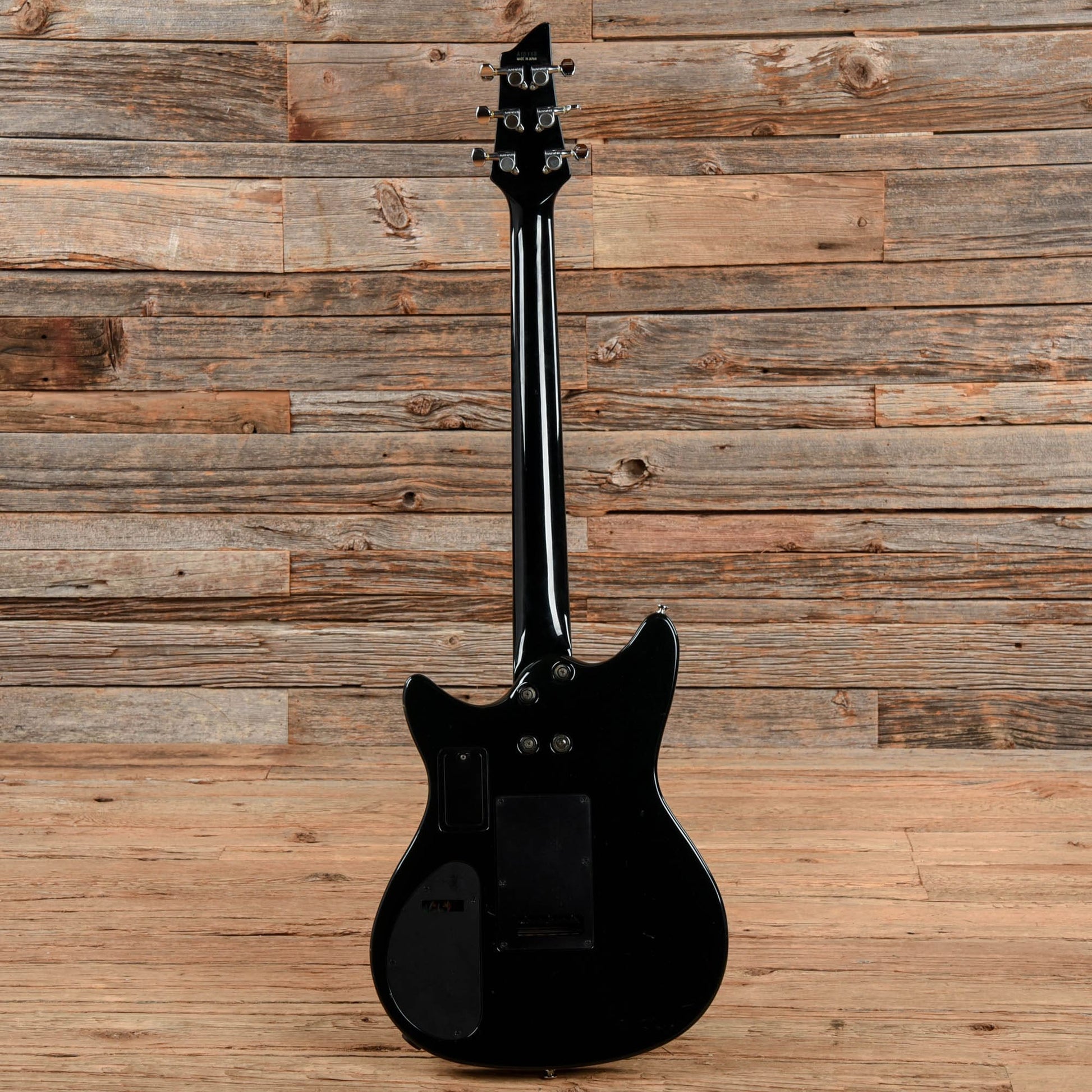 Heartfield RR9 Black Electric Guitars / Solid Body