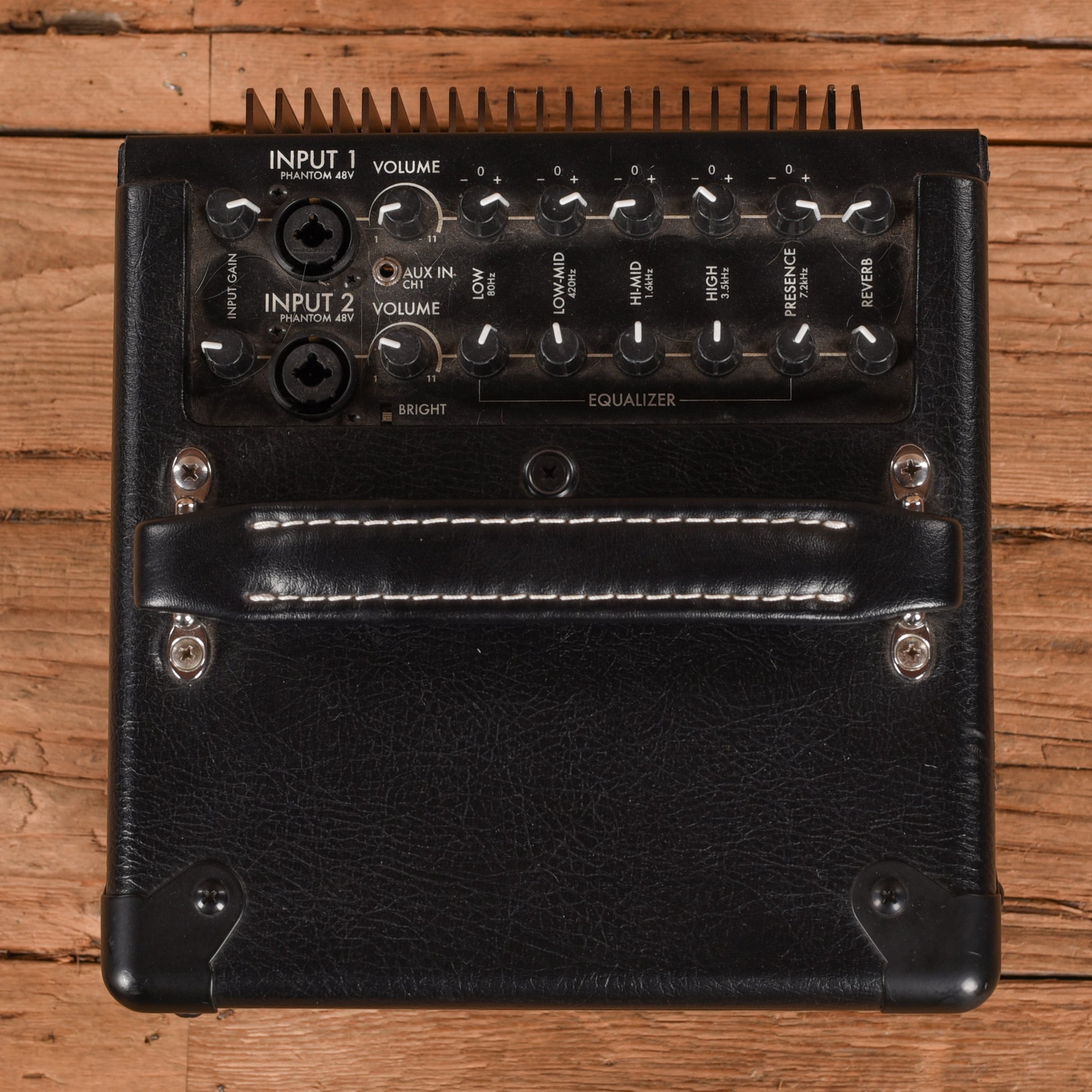 Henriksen The Bud 6 1x6" Bass Combo Amp Amplifiers