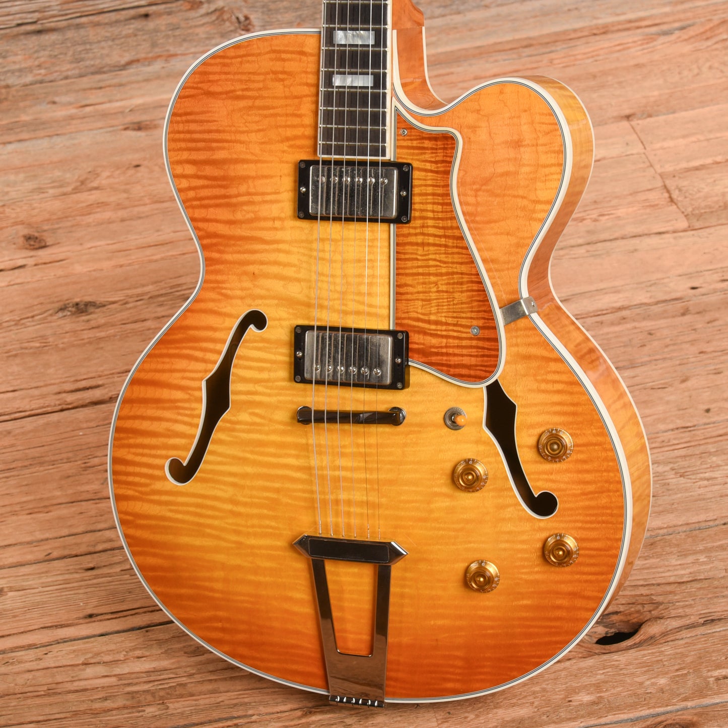 Heritage H-550 Sunburst 1996 Electric Guitars / Hollow Body
