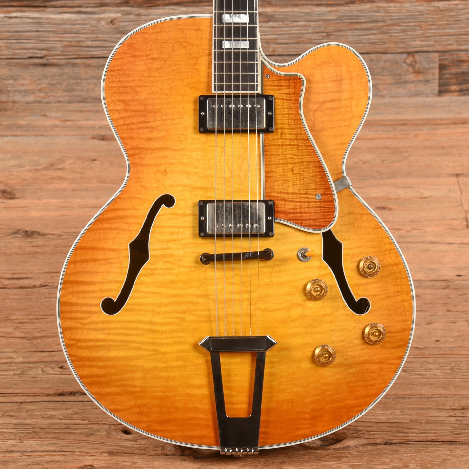 Heritage H-550 Sunburst 1996 Electric Guitars / Hollow Body