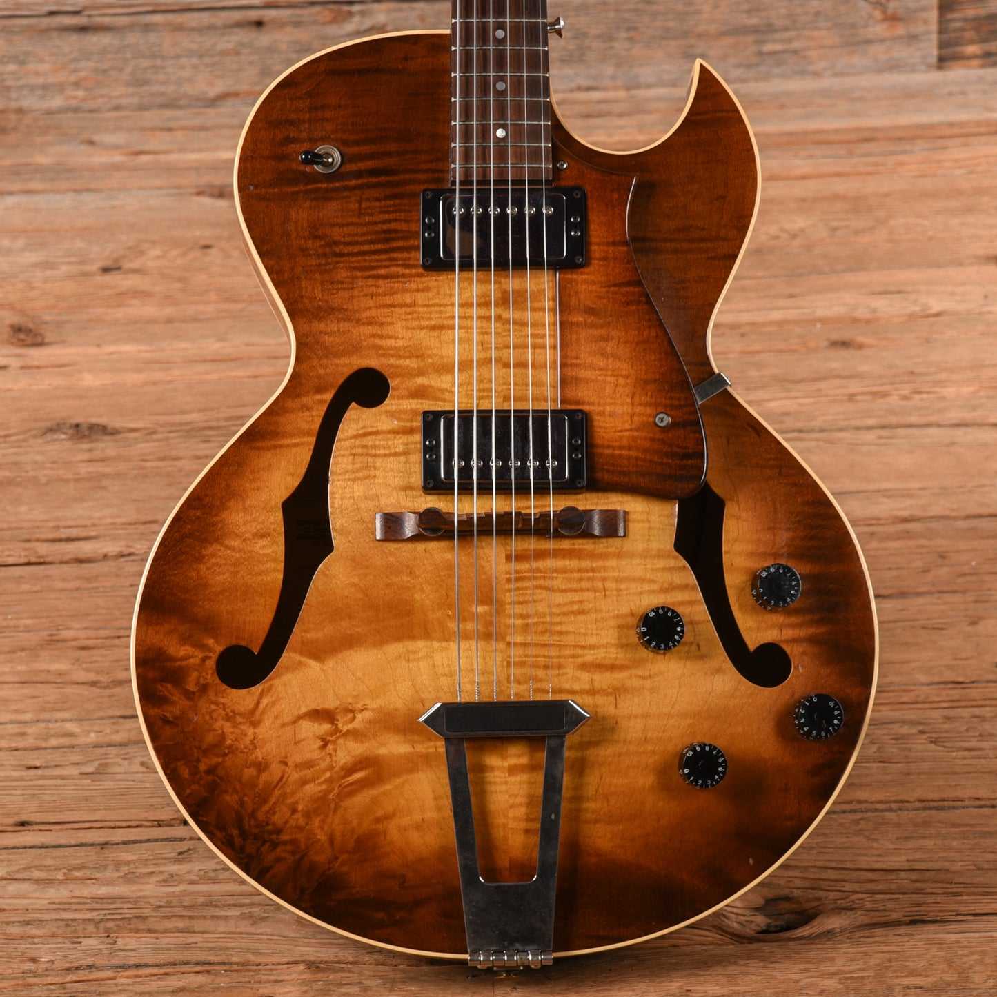 Heritage H-575 Antique Sunburst 1992 Electric Guitars / Hollow Body