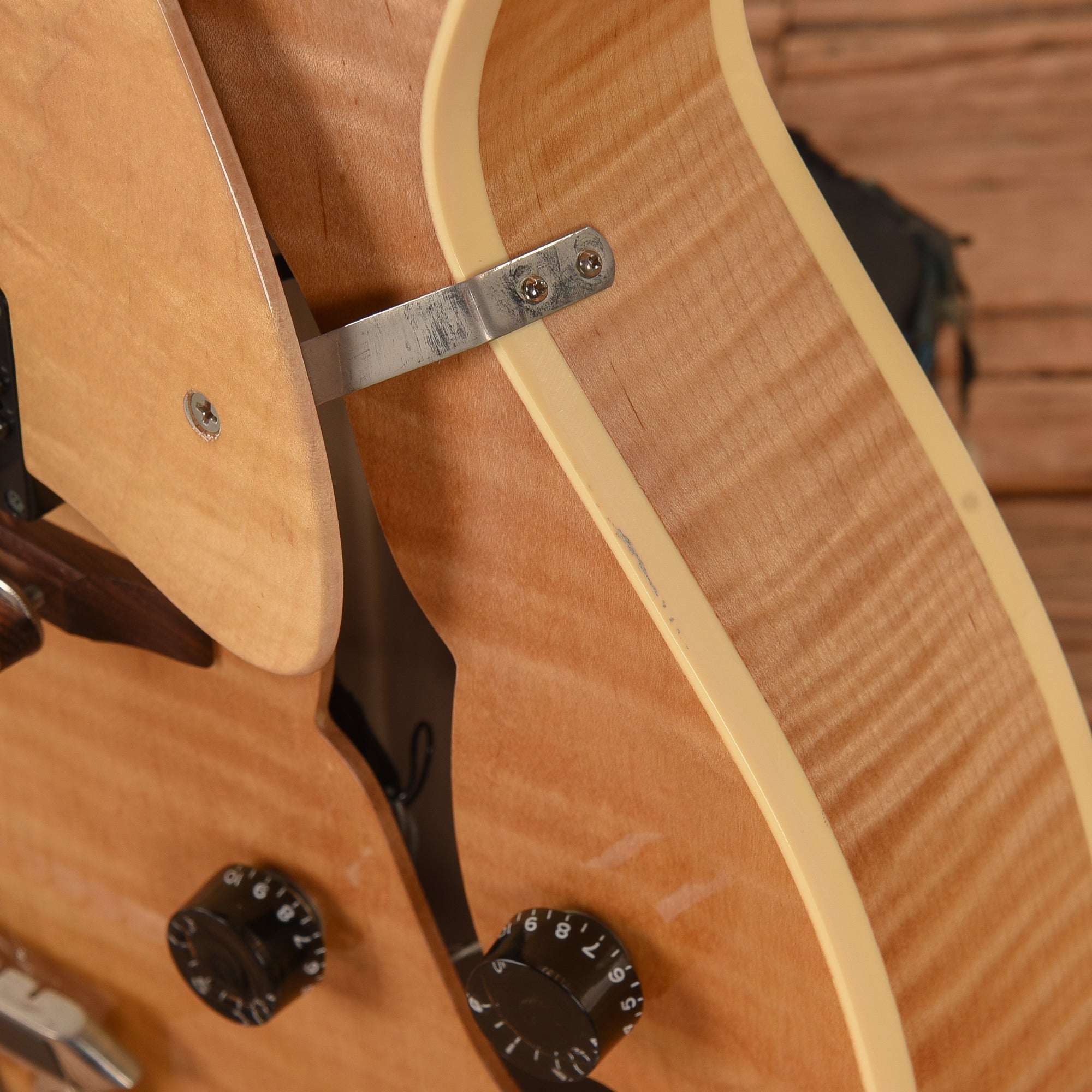 Heritage H-575 Natural 1998 Electric Guitars / Hollow Body