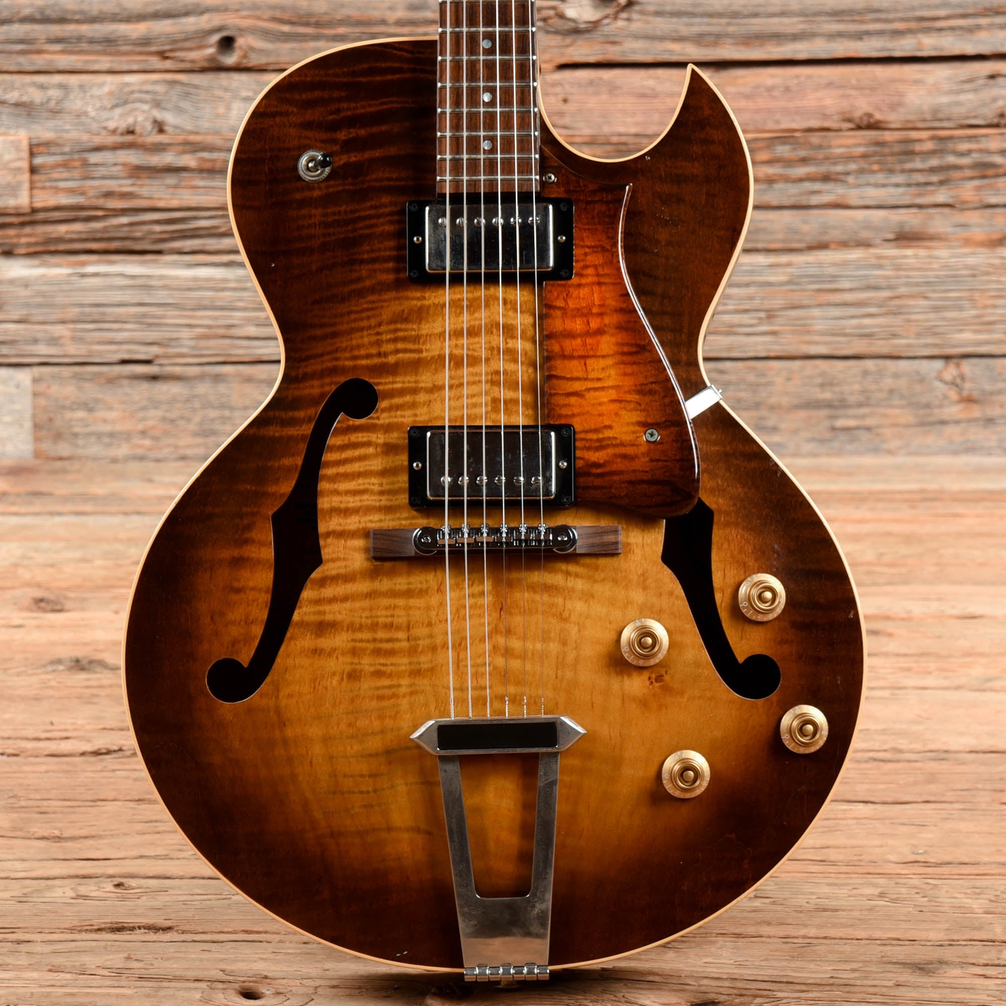 Heritage H-575 Sunburst 1995 Electric Guitars / Hollow Body