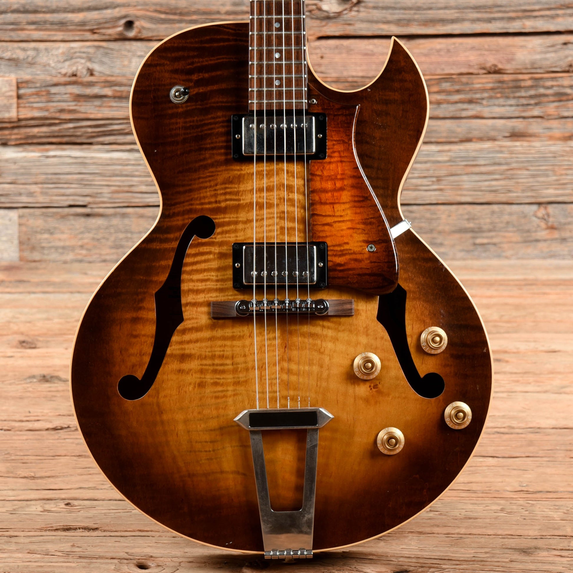 Heritage H-575 Sunburst 1995 Electric Guitars / Hollow Body