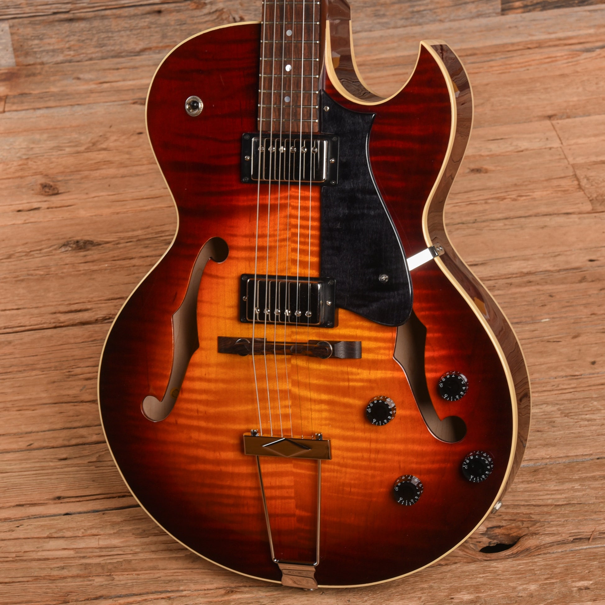 Heritage H-575 Sunburst 2014 Electric Guitars / Hollow Body