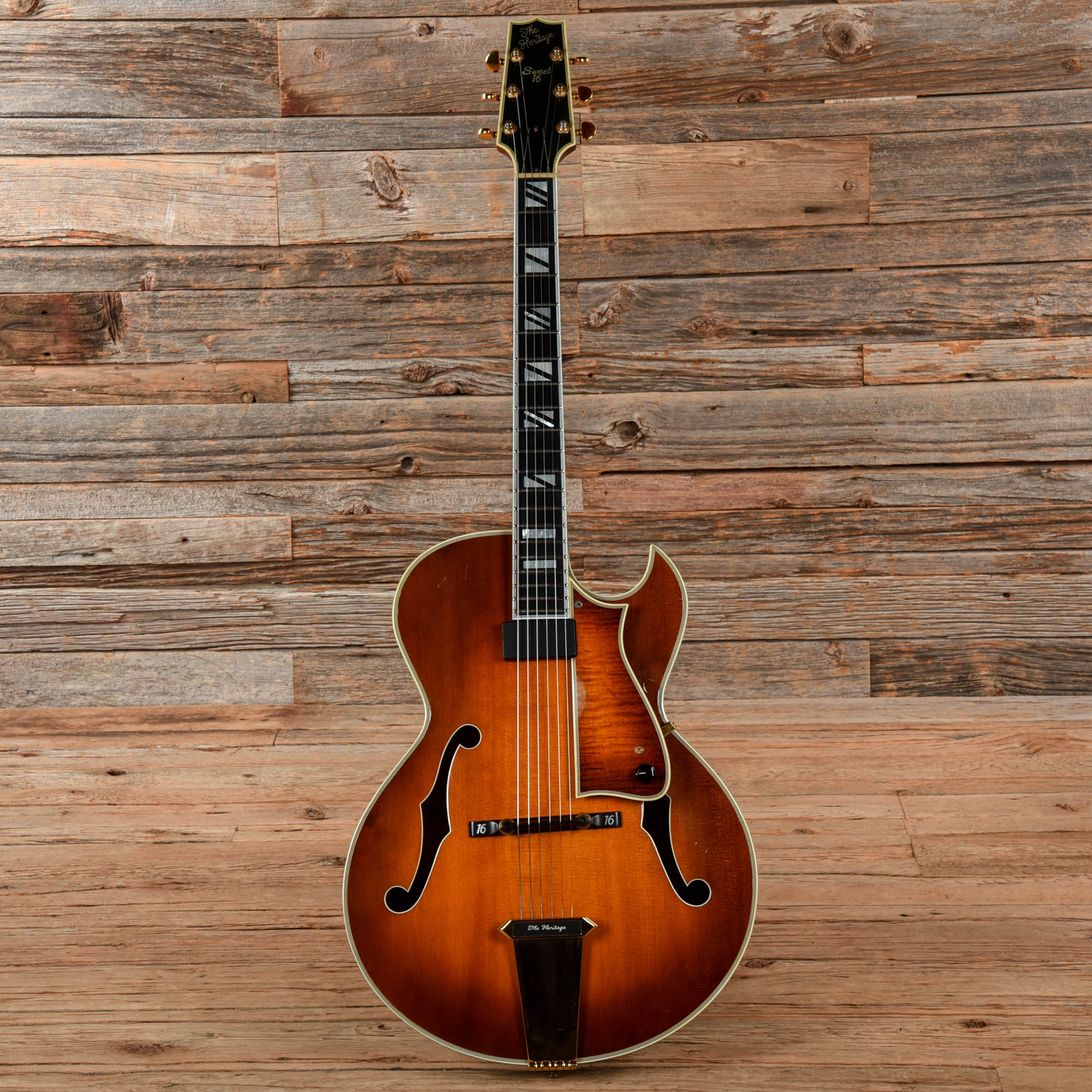 Heritage Sweet 16 Sunburst 1994 Electric Guitars / Hollow Body