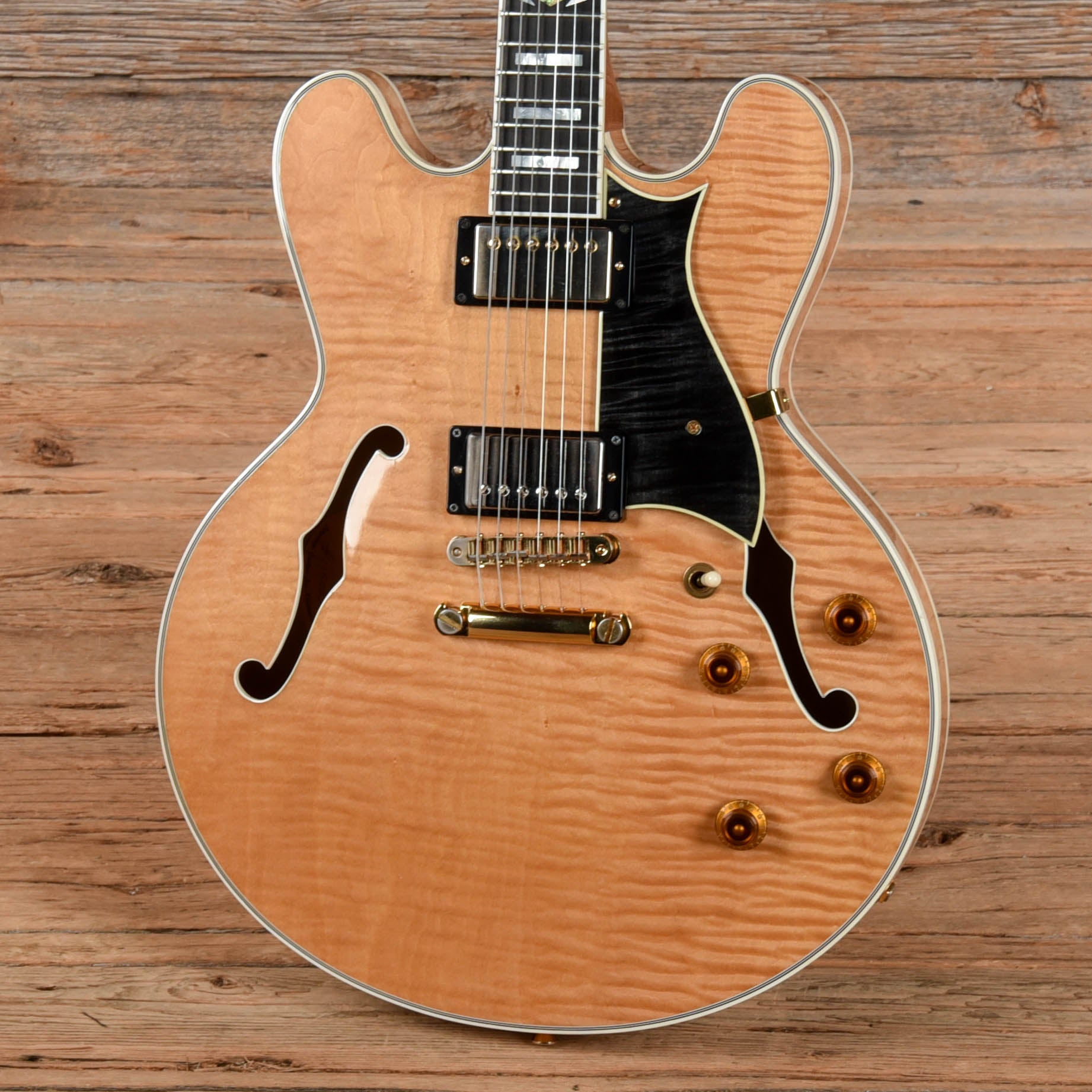 Heritage H-555 Antique Natural 2008 Electric Guitars / Semi-Hollow