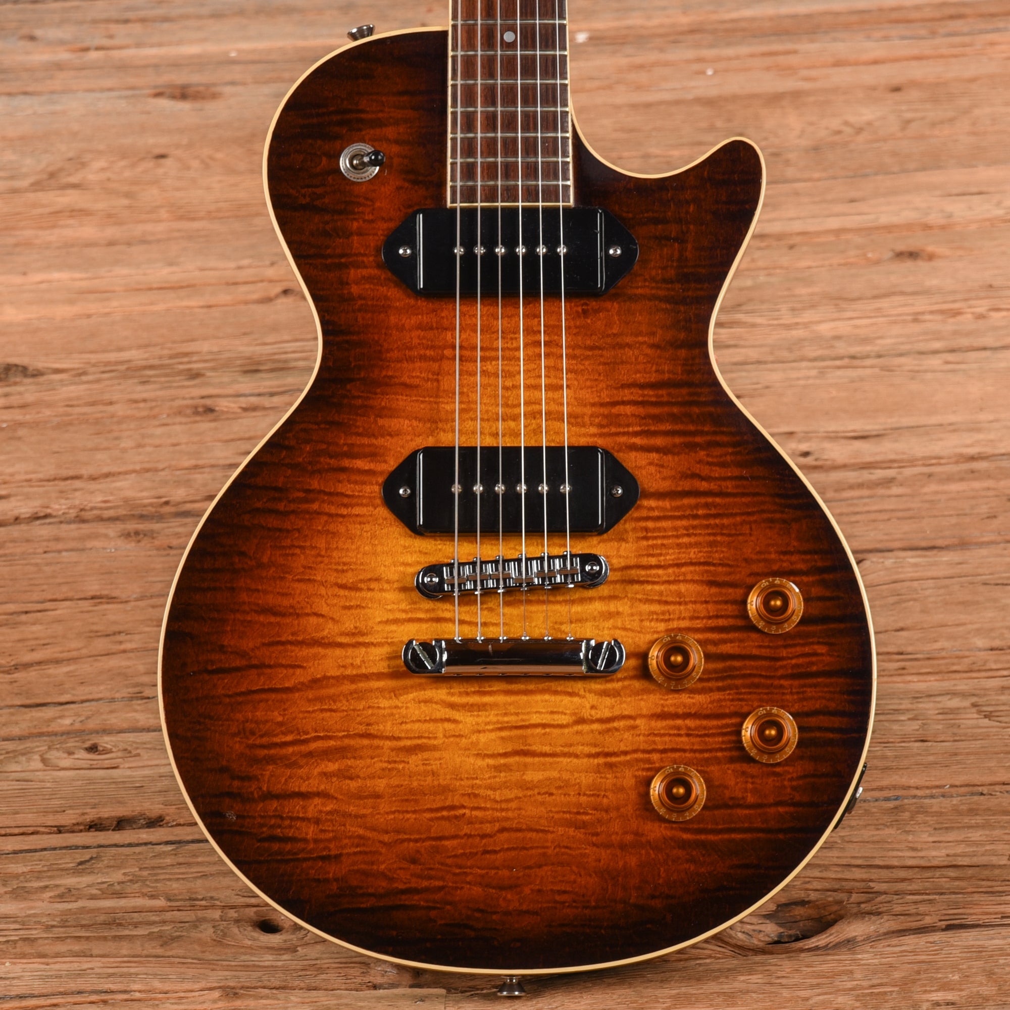 Heritage H-137 Sunburst Electric Guitars / Solid Body