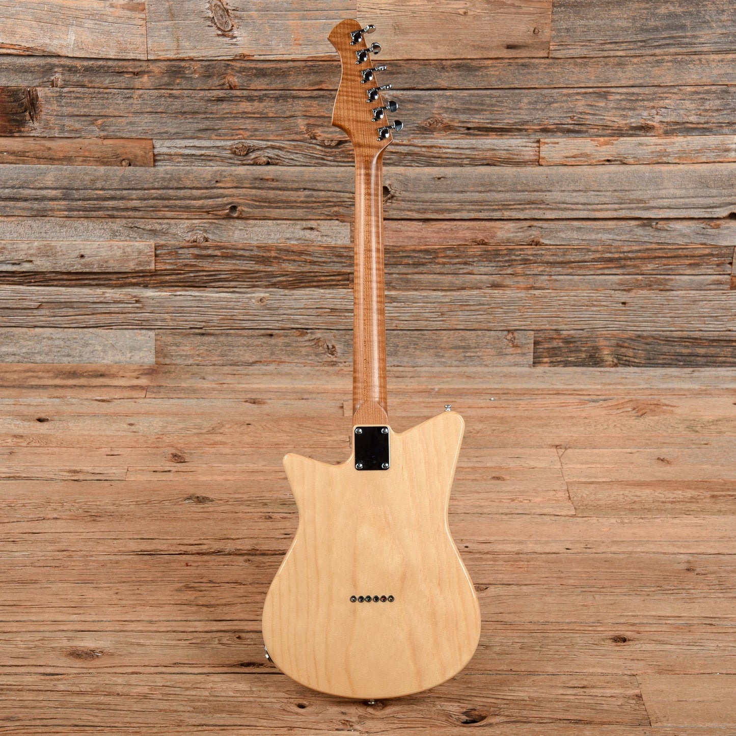 High Spirit Tomahawk Custom Natural 2021 Electric Guitars / Solid Body