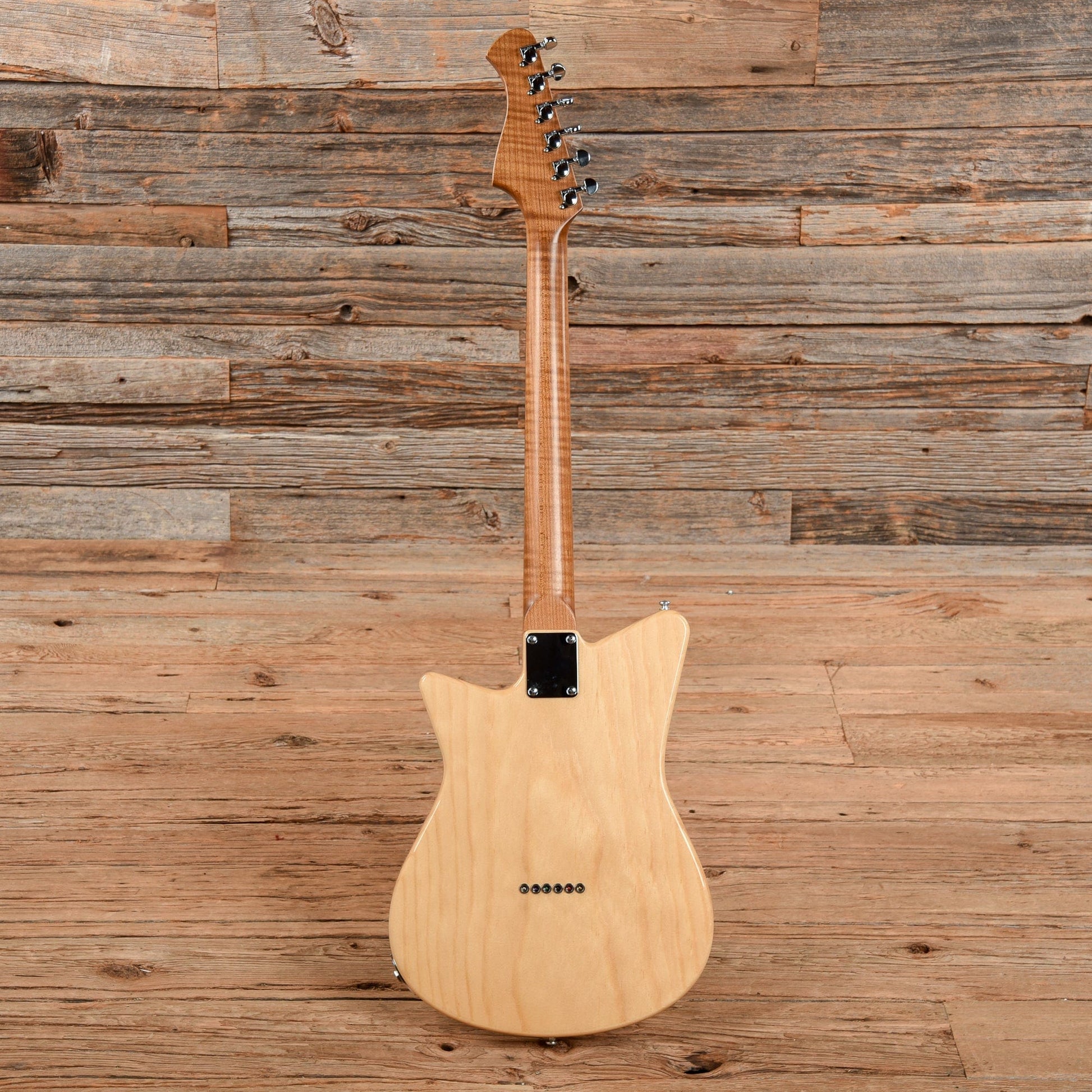 High Spirit Tomahawk Custom Natural 2021 Electric Guitars / Solid Body