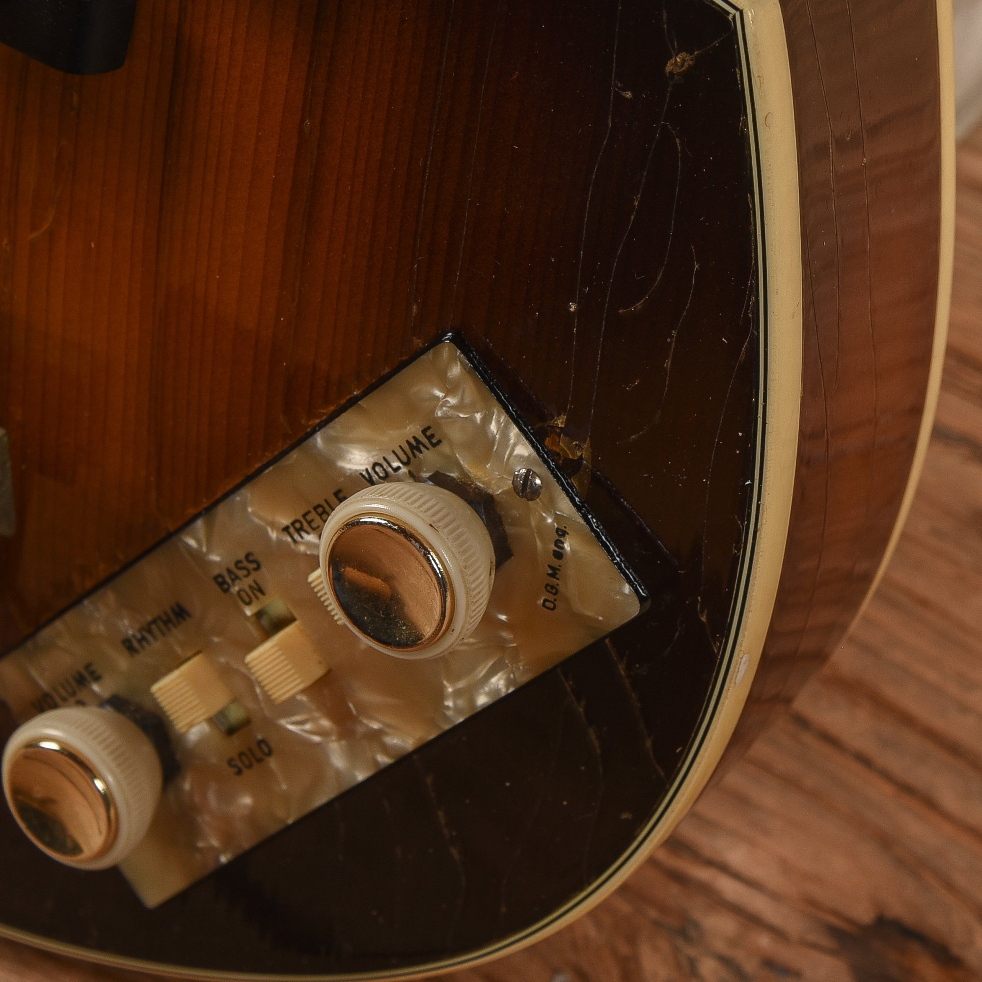 Hofner 500/1 Sunburst 1966 Bass Guitars / 4-String
