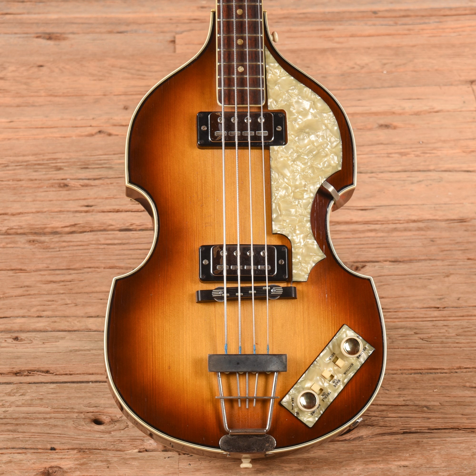 Hofner 500/1 Sunburst 1966 Bass Guitars / 4-String