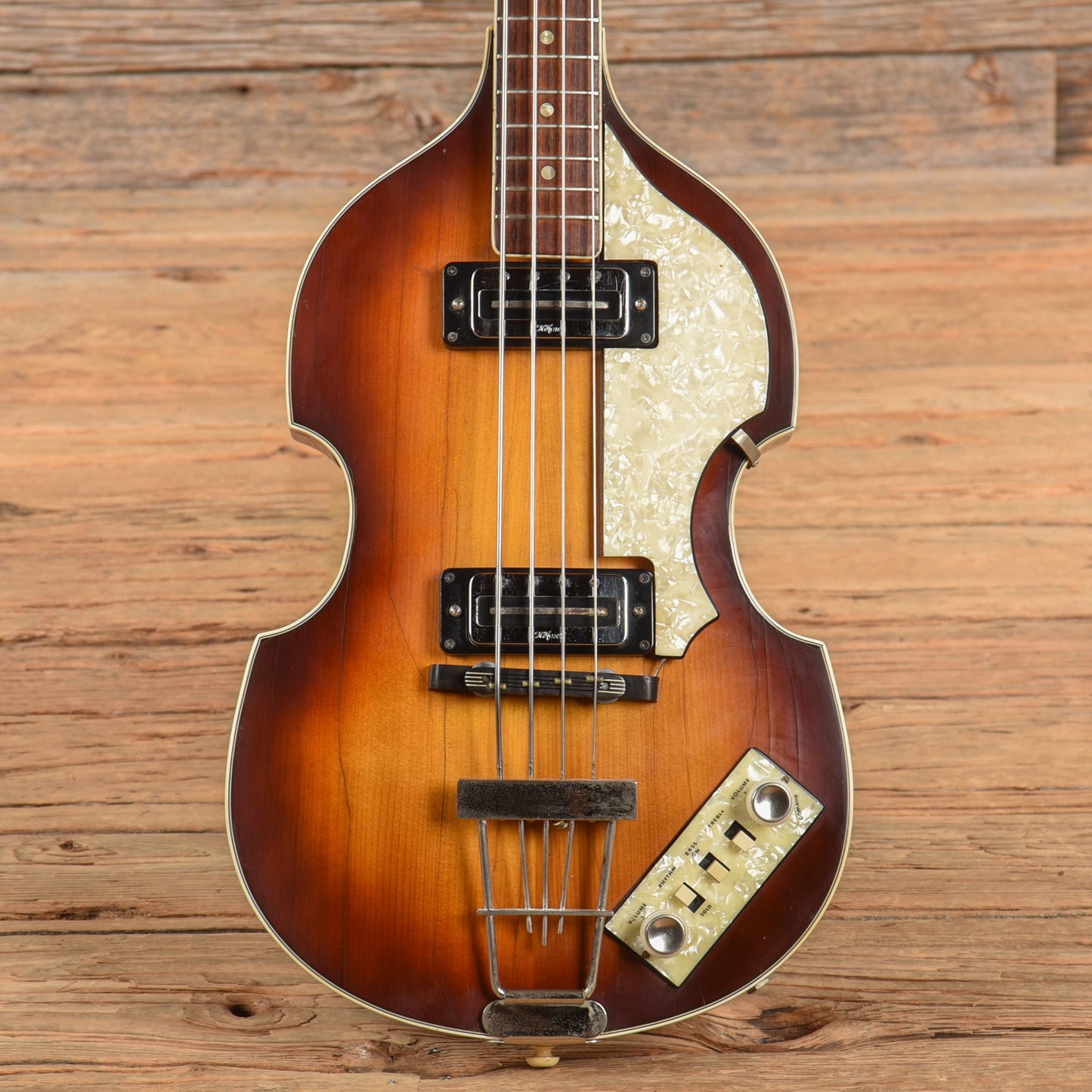 Hofner 500/1 Sunburst 1967 Bass Guitars / 4-String