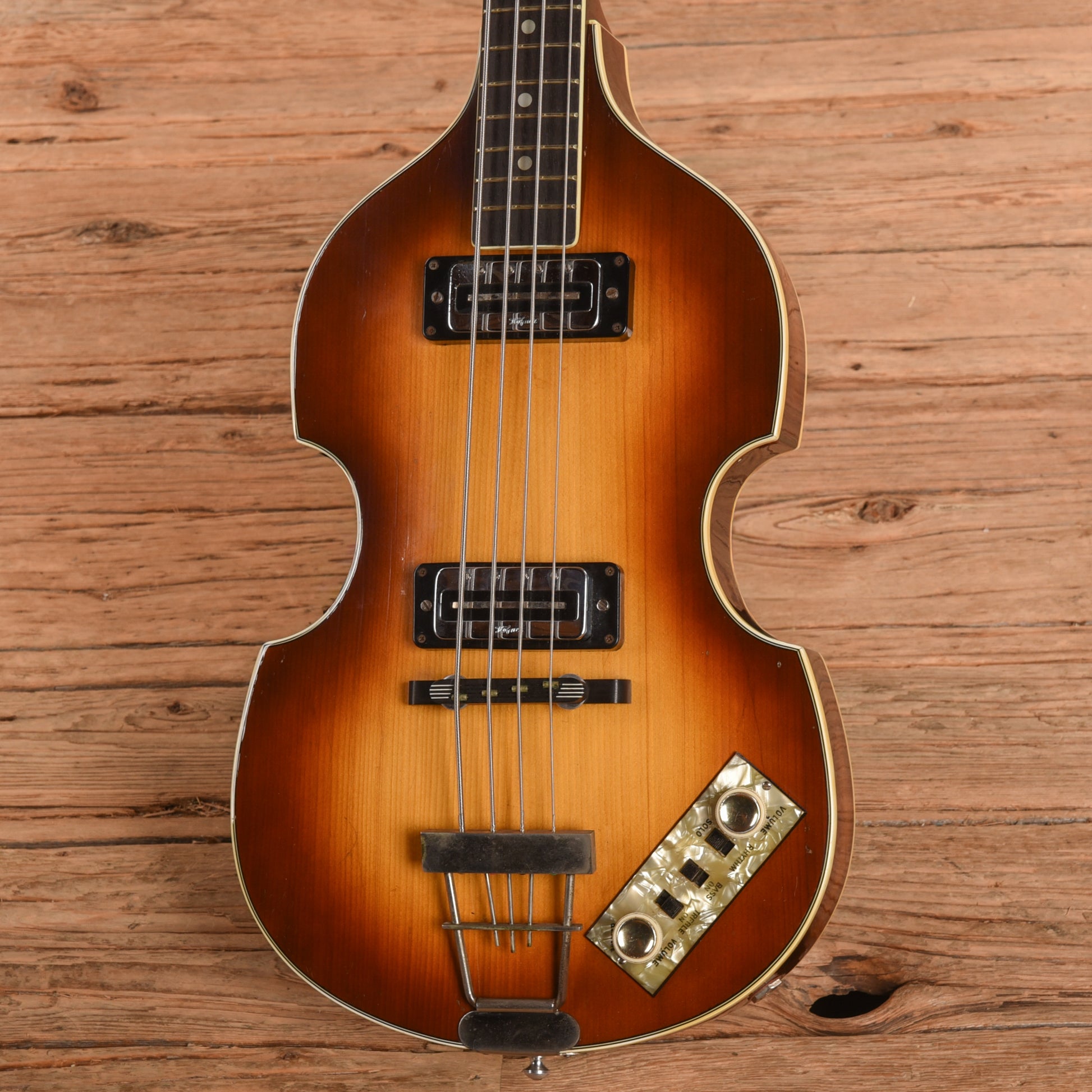 Hofner 500/1 Sunburst 1968 Bass Guitars / 4-String