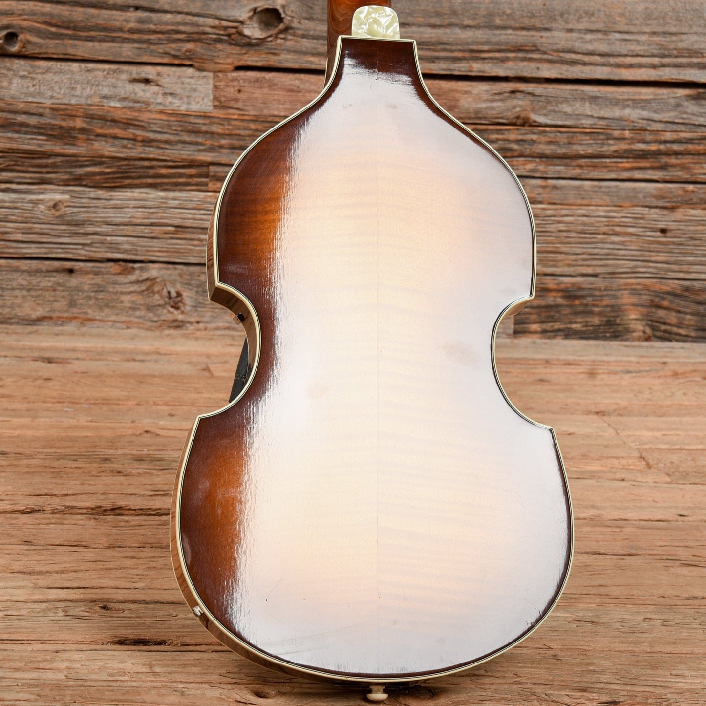 Hofner 500/1 V61 Cavern Bass Sunburst 2000 Bass Guitars / 4-String