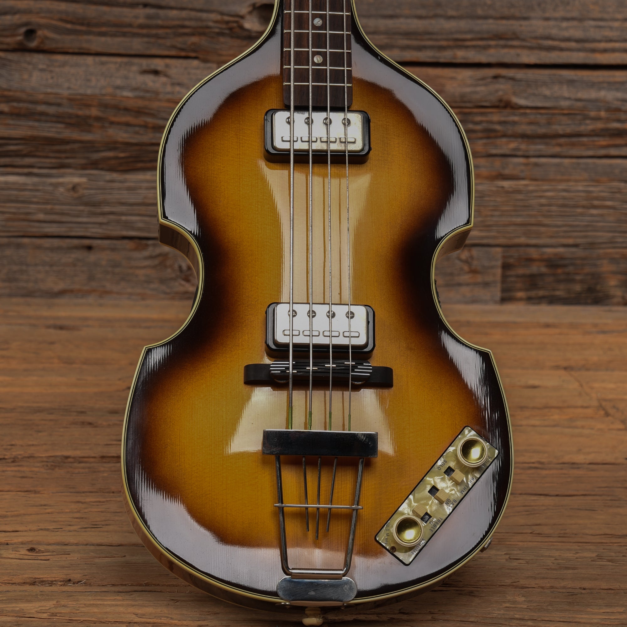Hofner 500/1 V63 Sunburst Bass Guitars / 4-String