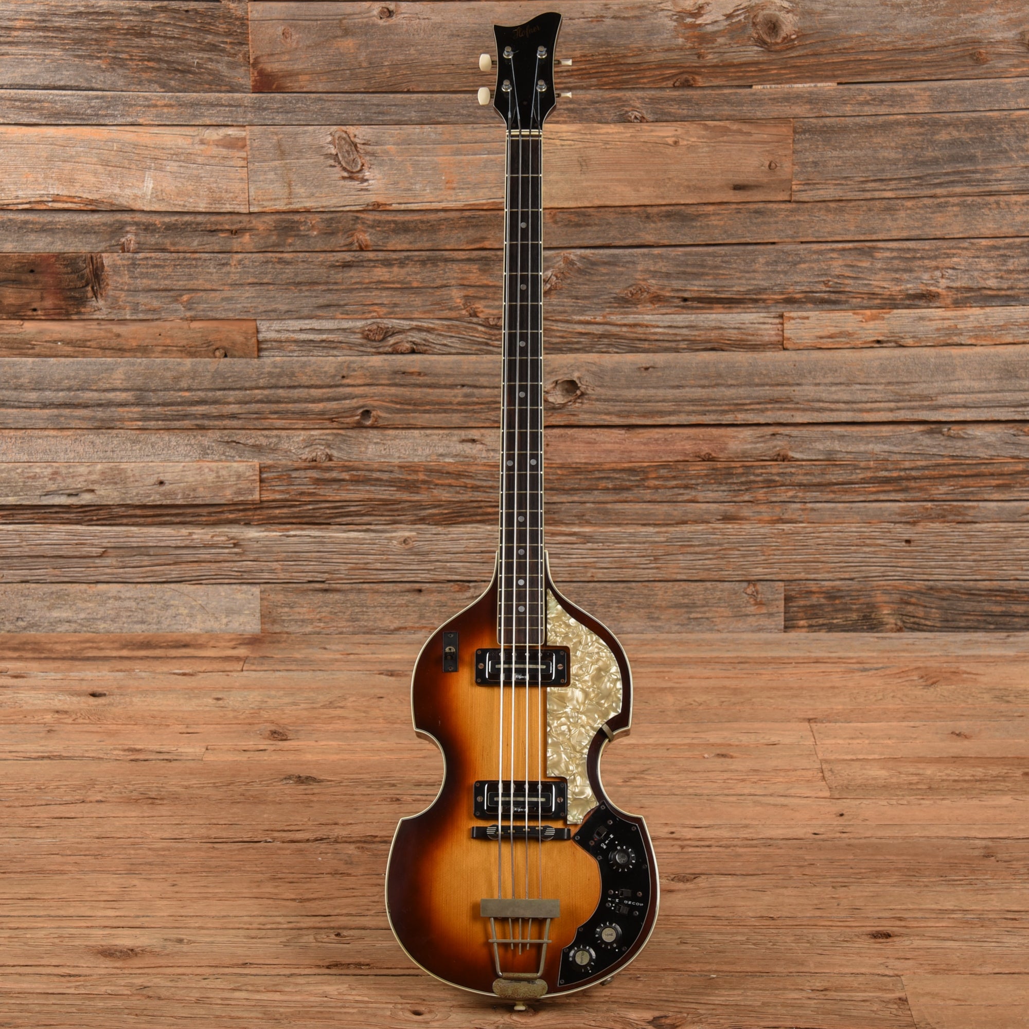 Hofner 5000/1 Sunburst 1970 Bass Guitars / 4-String