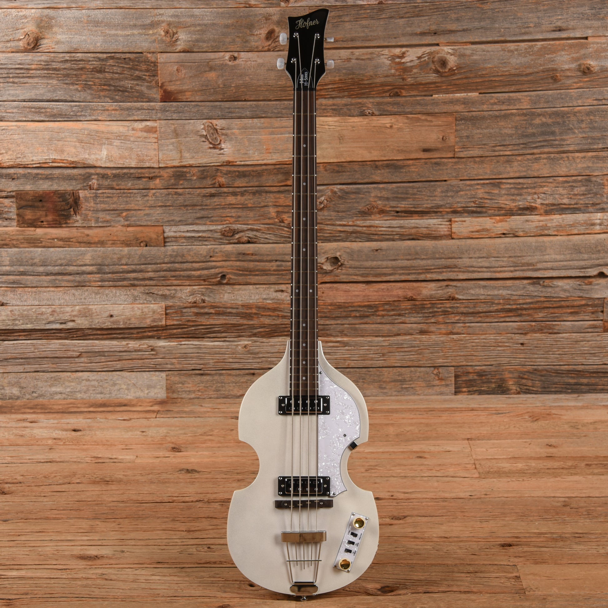 Hofner Ignition B-Bass HI Series Violin Bass Pearl White Bass Guitars / 4-String