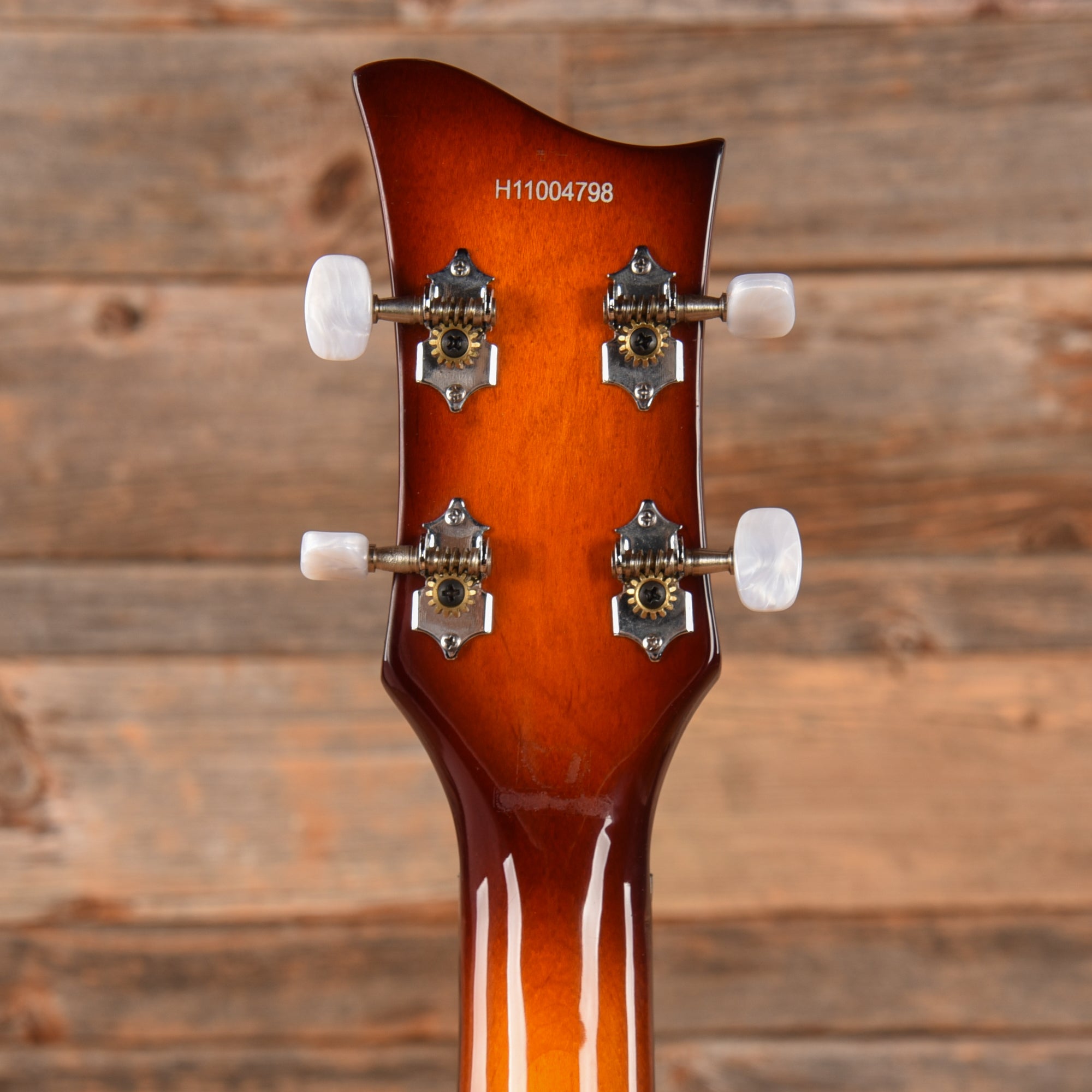 Hofner Ignition Series Violin Bass Sunburst Bass Guitars / 4-String