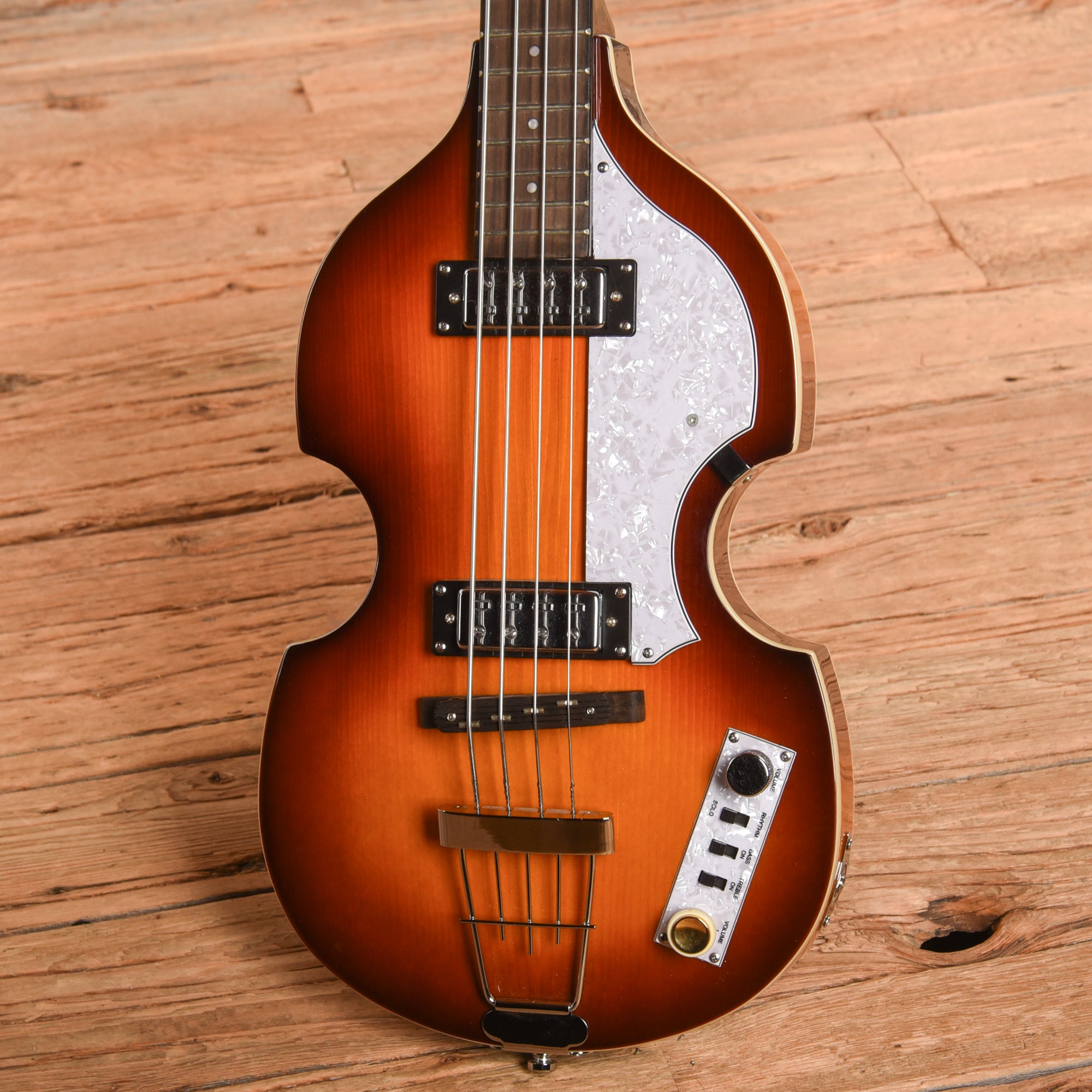 Hofner Ignition Series Violin Bass Sunburst Bass Guitars / 4-String