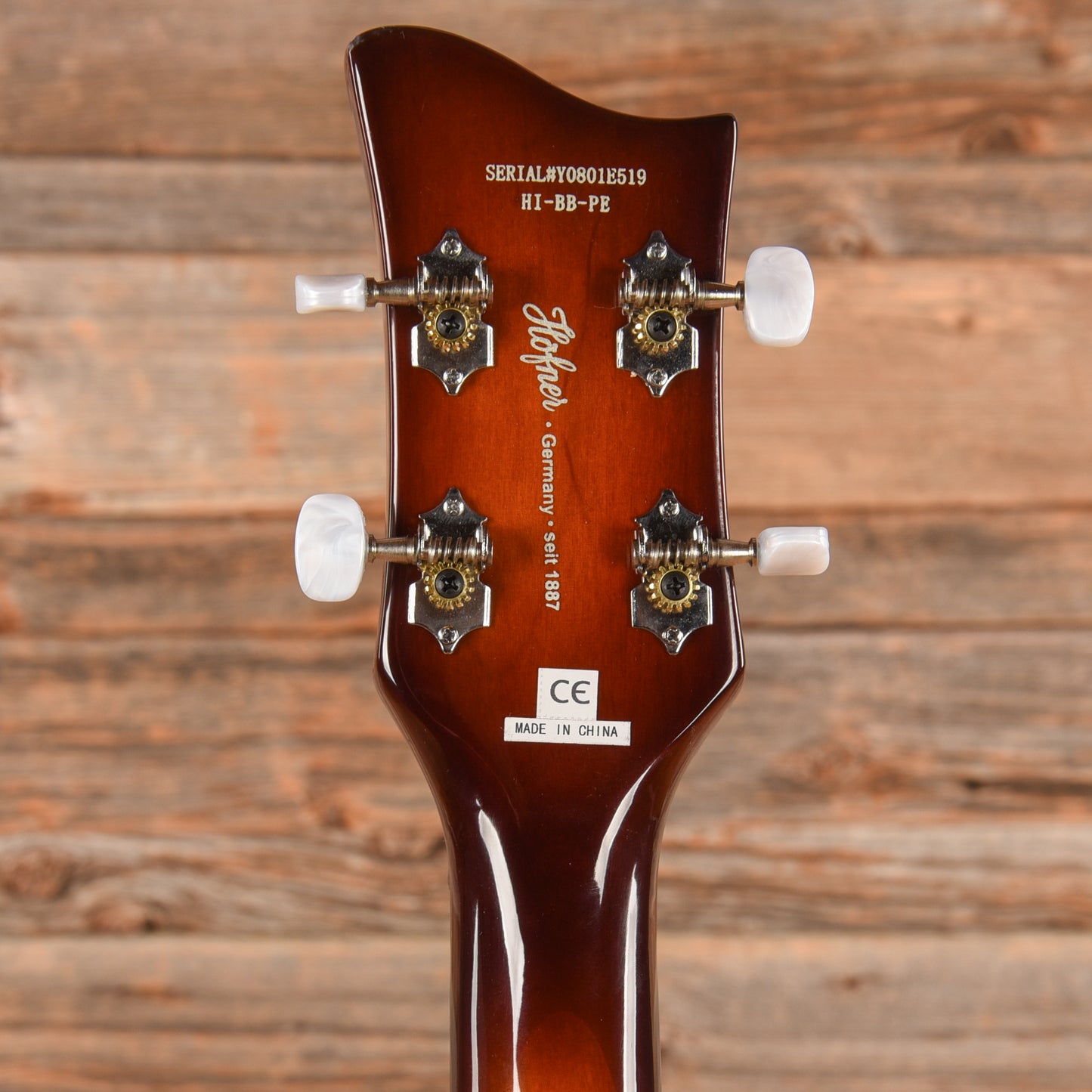 Hofner Ignition Series Violin Bass Sunburst Bass Guitars / 4-String