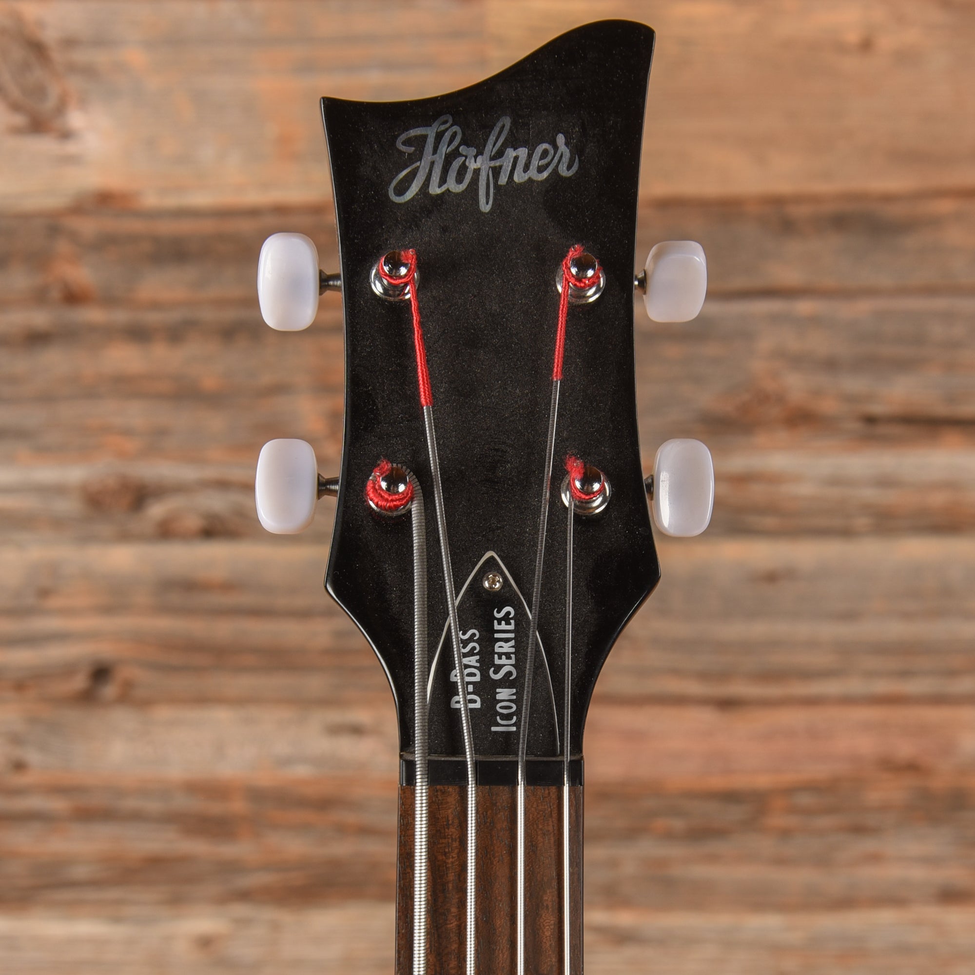 Hofner Icon Beatle Bass Sunburst Bass Guitars / 5-String or More