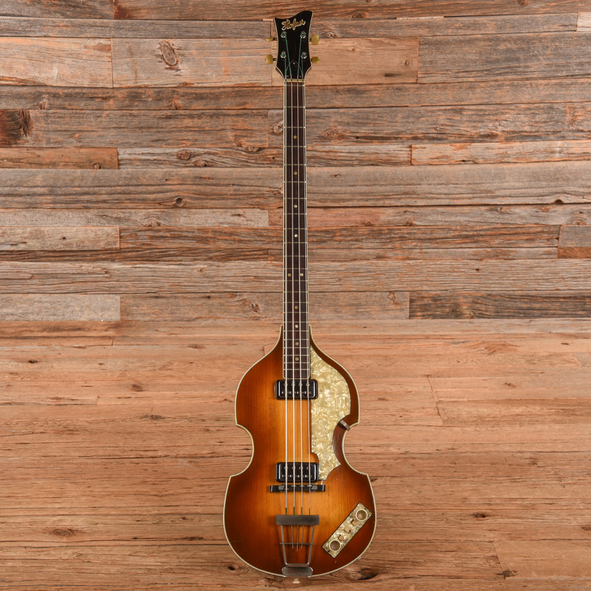 Hofner 500/1 Sunburst 1964 Bass Guitars