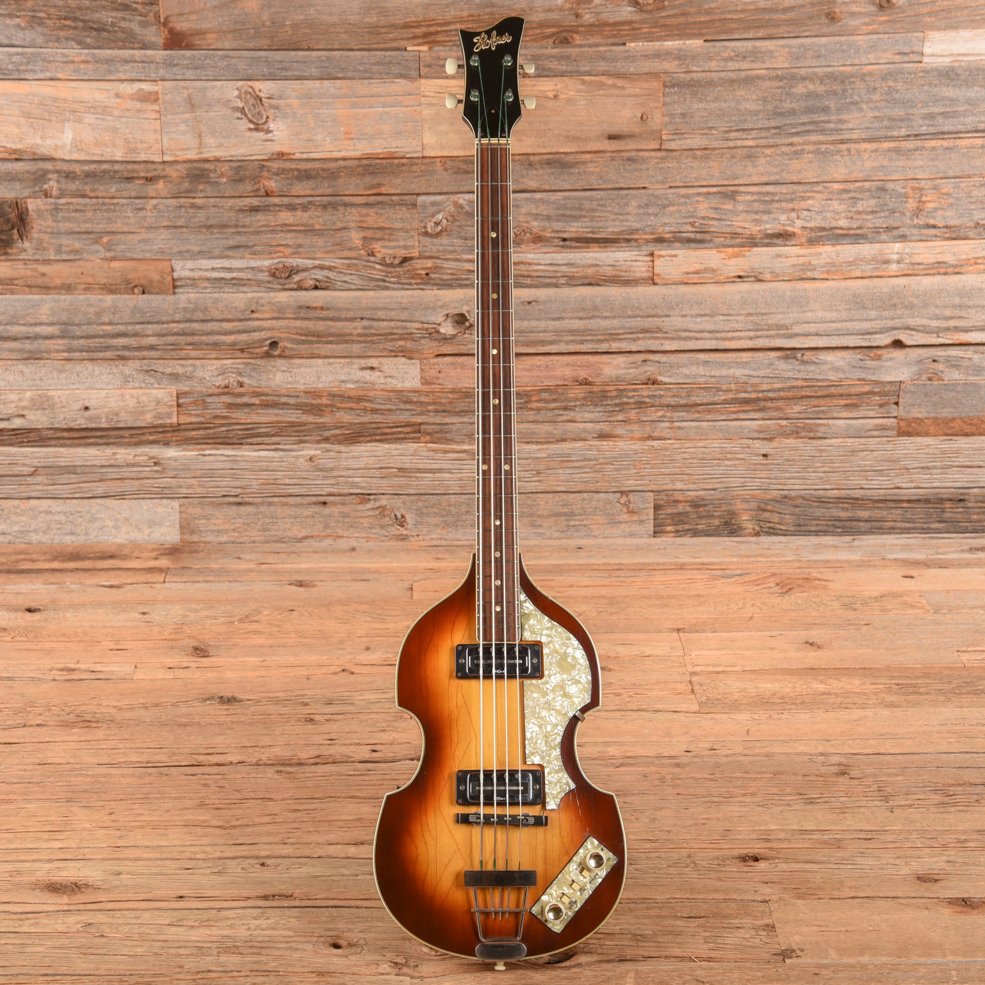 Hofner 500/1 Sunburst 1967 Bass Guitars