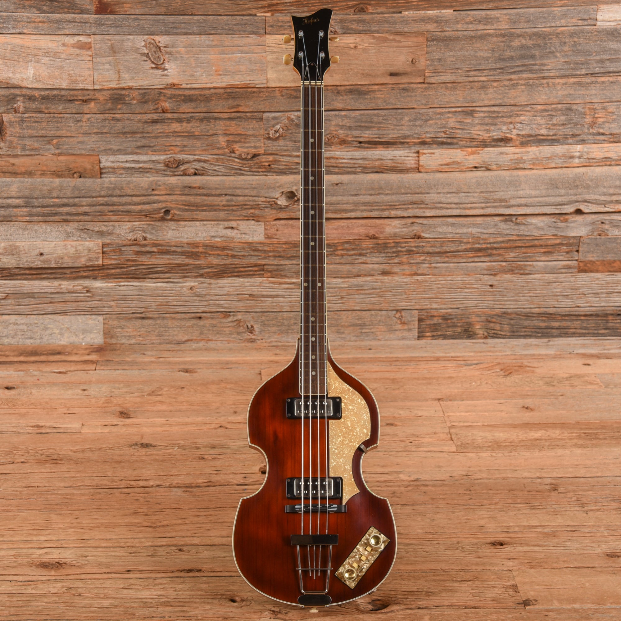 Hofner 500/1 Sunburst 1969 Bass Guitars