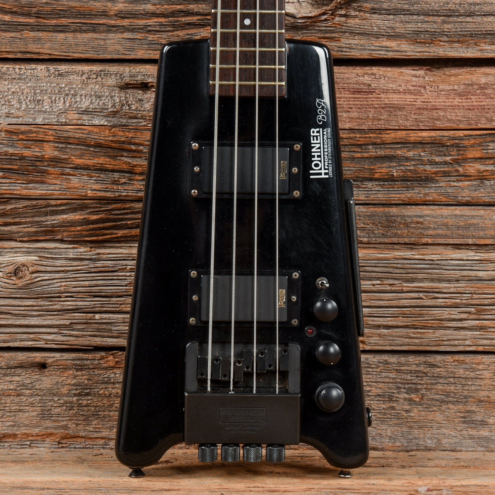 Hohner B2A Bass Black Bass Guitars / 4-String