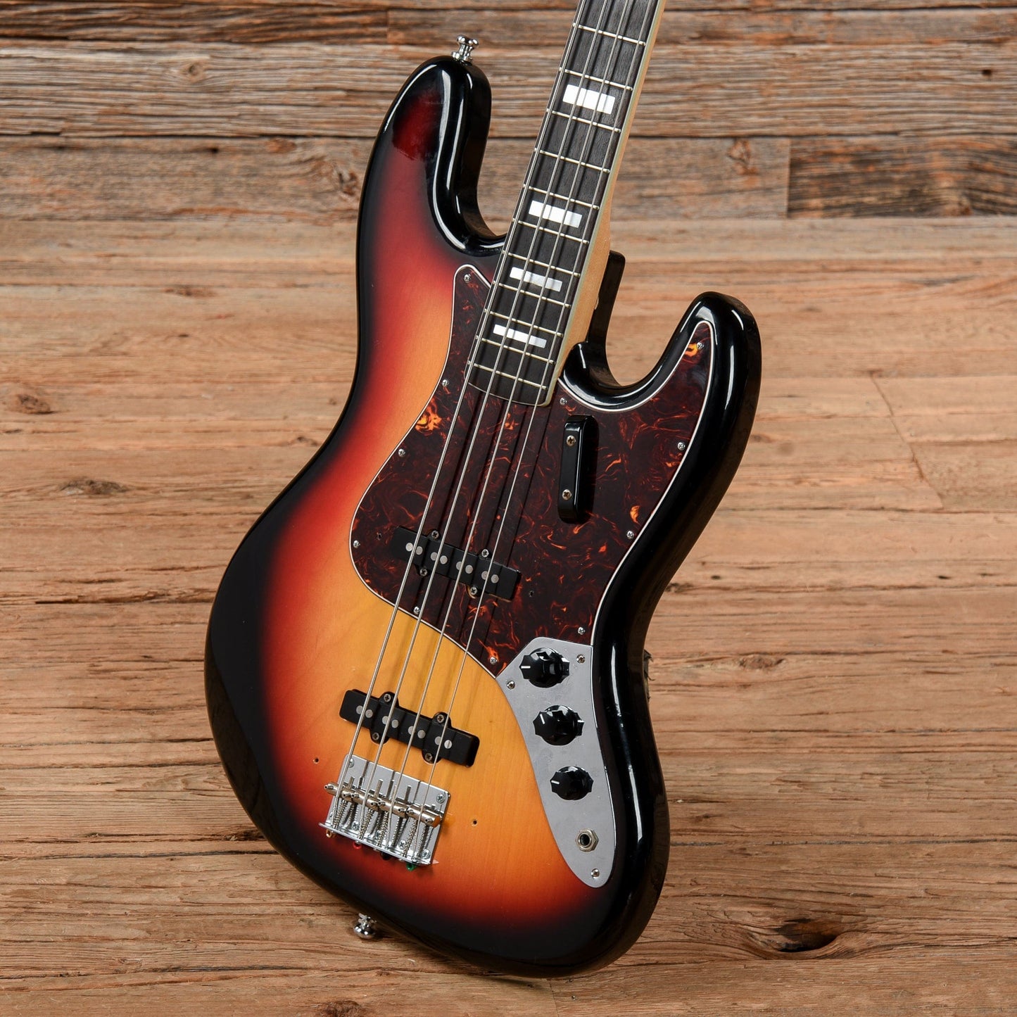 Hohner J-Bass Sunburst Bass Guitars / 4-String